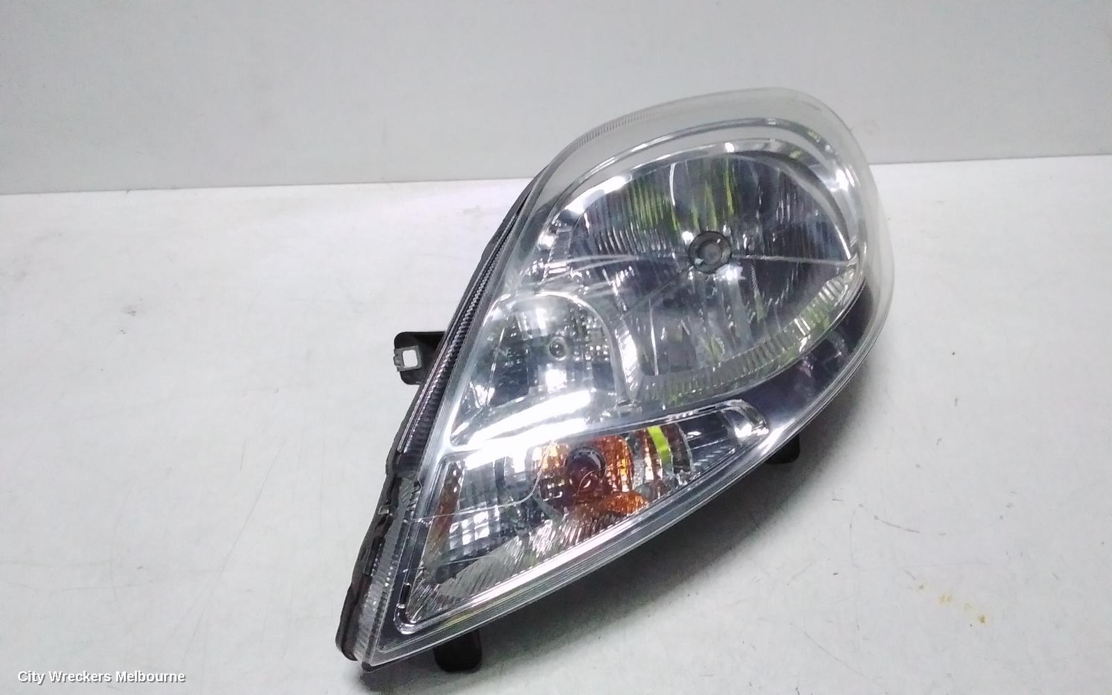 RENAULT TRAFIC LEFT HEADLAMP, X82, HALOGEN TYPE, 01/2015 - 09/2022 - Image 3