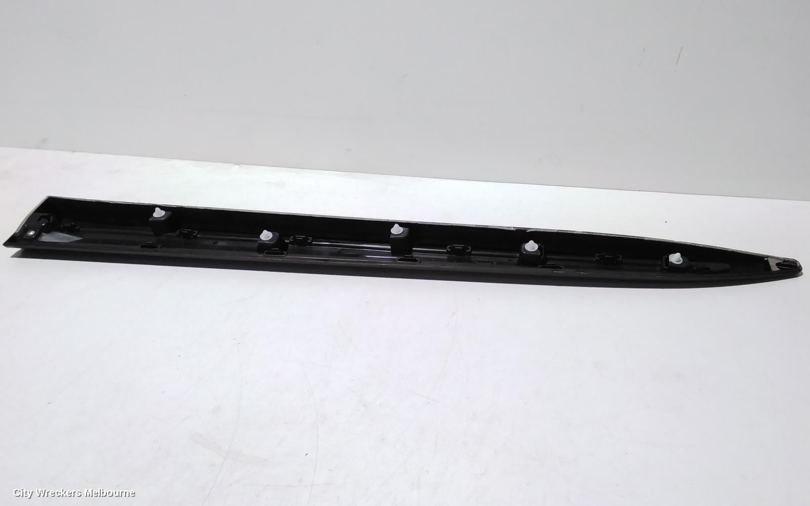 MITSUBISHI OUTLANDER DOOR MOULD, RHF DOOR MOULD: 97649, ZK, 04/2015 - 07/2021 - Image 3
