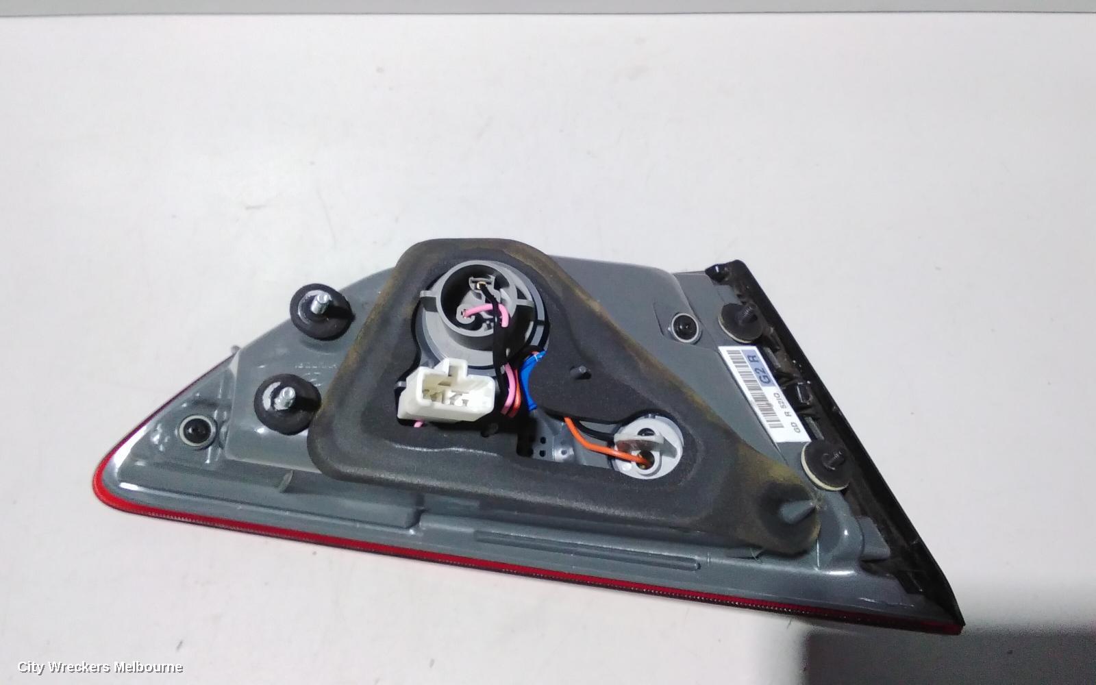 HYUNDAI I30 REAR GARNISH, TAILGATE LAMP (RH SIDE), GD, 3DR/5DR HATCH, 03/2012 - 02/2017 - Image 3