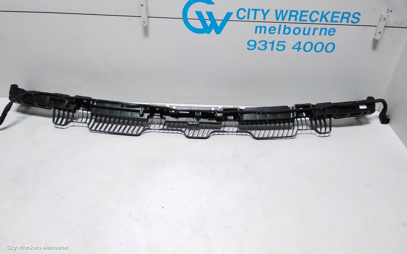 VOLKSWAGEN GOLF R/BAR BRACKET/REINFO, ENERGY ABSORBER, GEN 7, HATCH, 03/2013 ONWARDS - Image 2