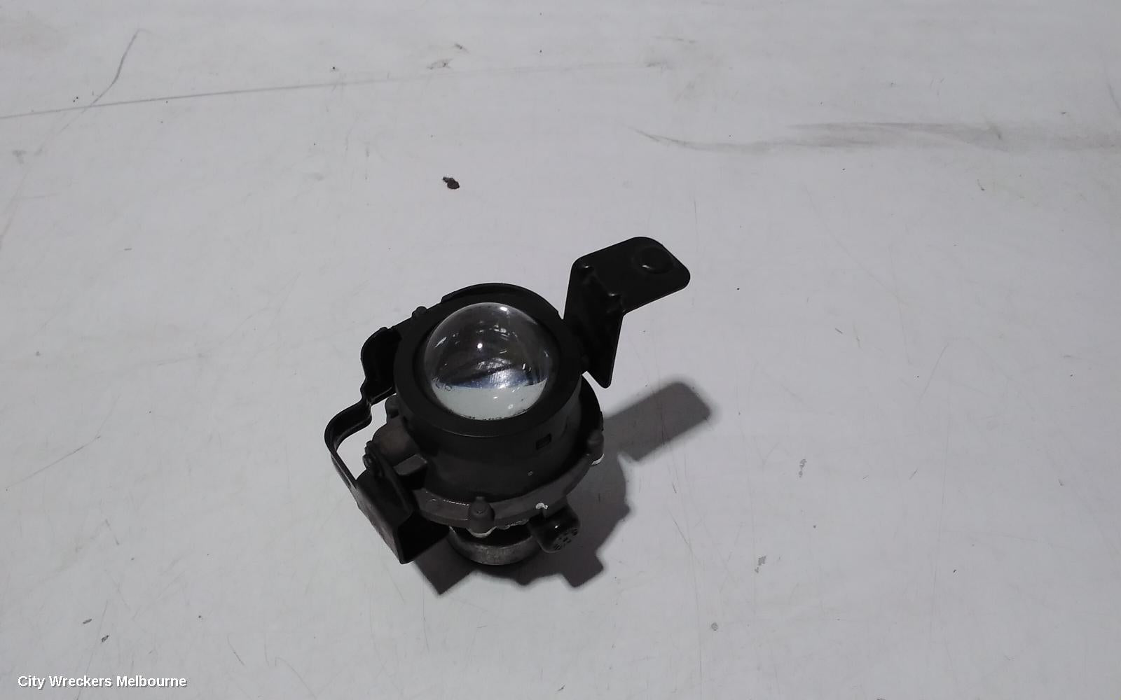 HOLDEN COLORADO LEFT INDICATOR/FOG/SIDE, BUMPER FOGLAMP, RG, W/ BLACK SURROUND TYPE, 01/2012 - 06/2016 - Image 2