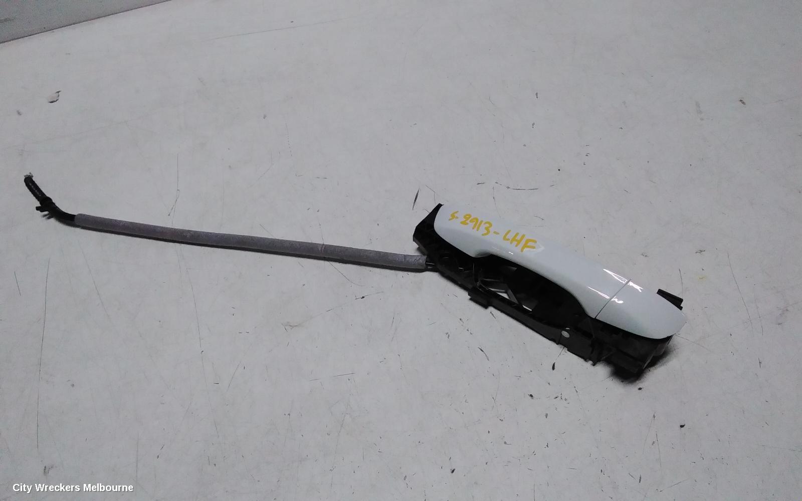 VOLKSWAGEN POLO DOOR HANDLE, AE, LH FRONT, OUTER, W/ KEYLESS TYPE, 02/2022 ONWARDS - Image 2