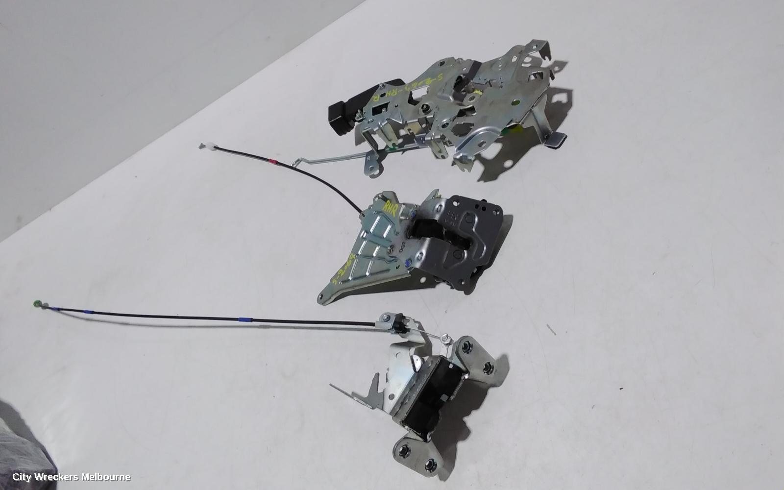 TOYOTA HIACE DOOR/BOOT/GATE LOCK, RIGHT REAR DOOR LOCK, 300 SERIES, 04/2019 ONWARDS - Image 2