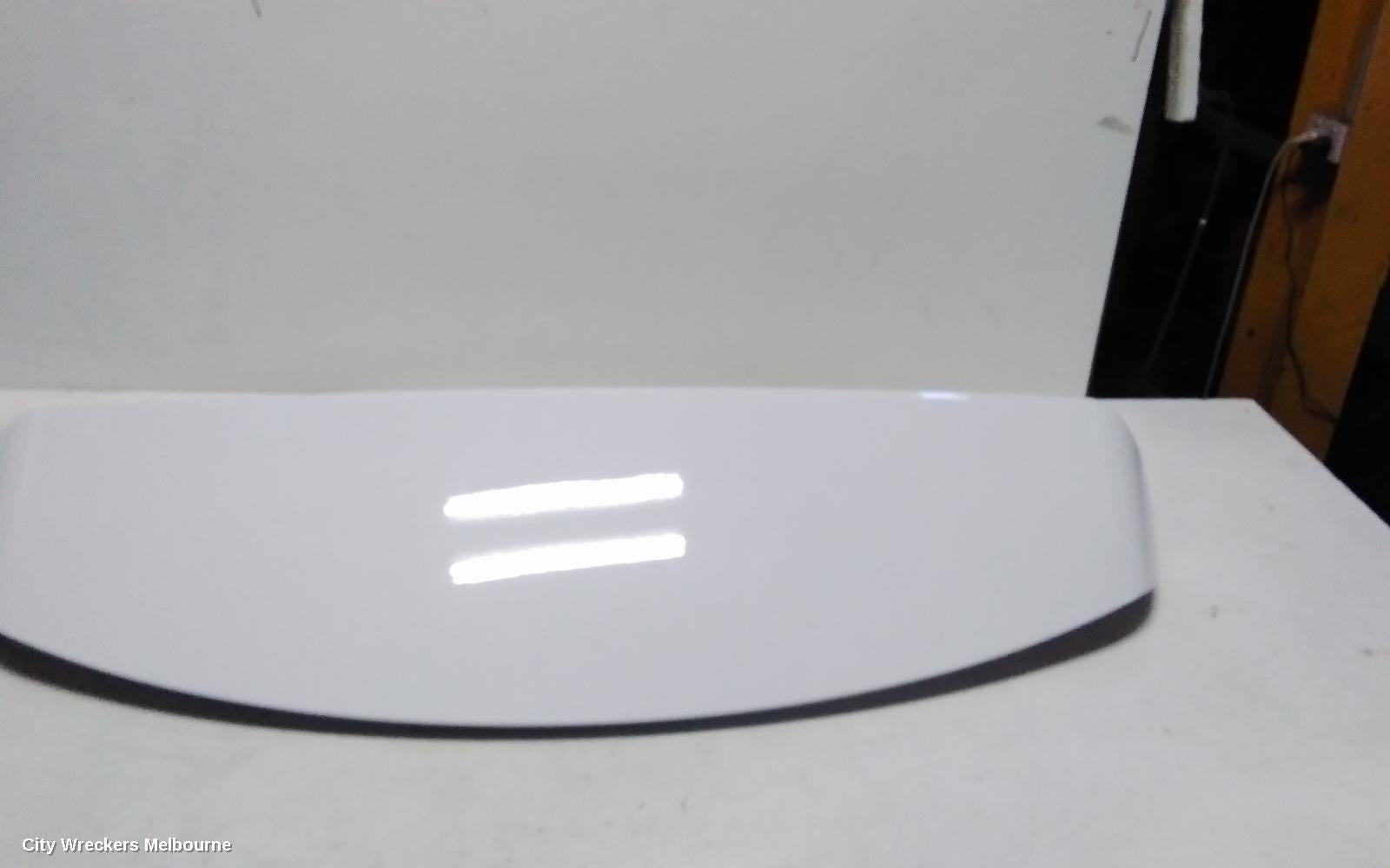 LAND ROVER DISCOVERY SPORT REAR SPOILER, L550, 01/2015 ONWARDS - Image 2