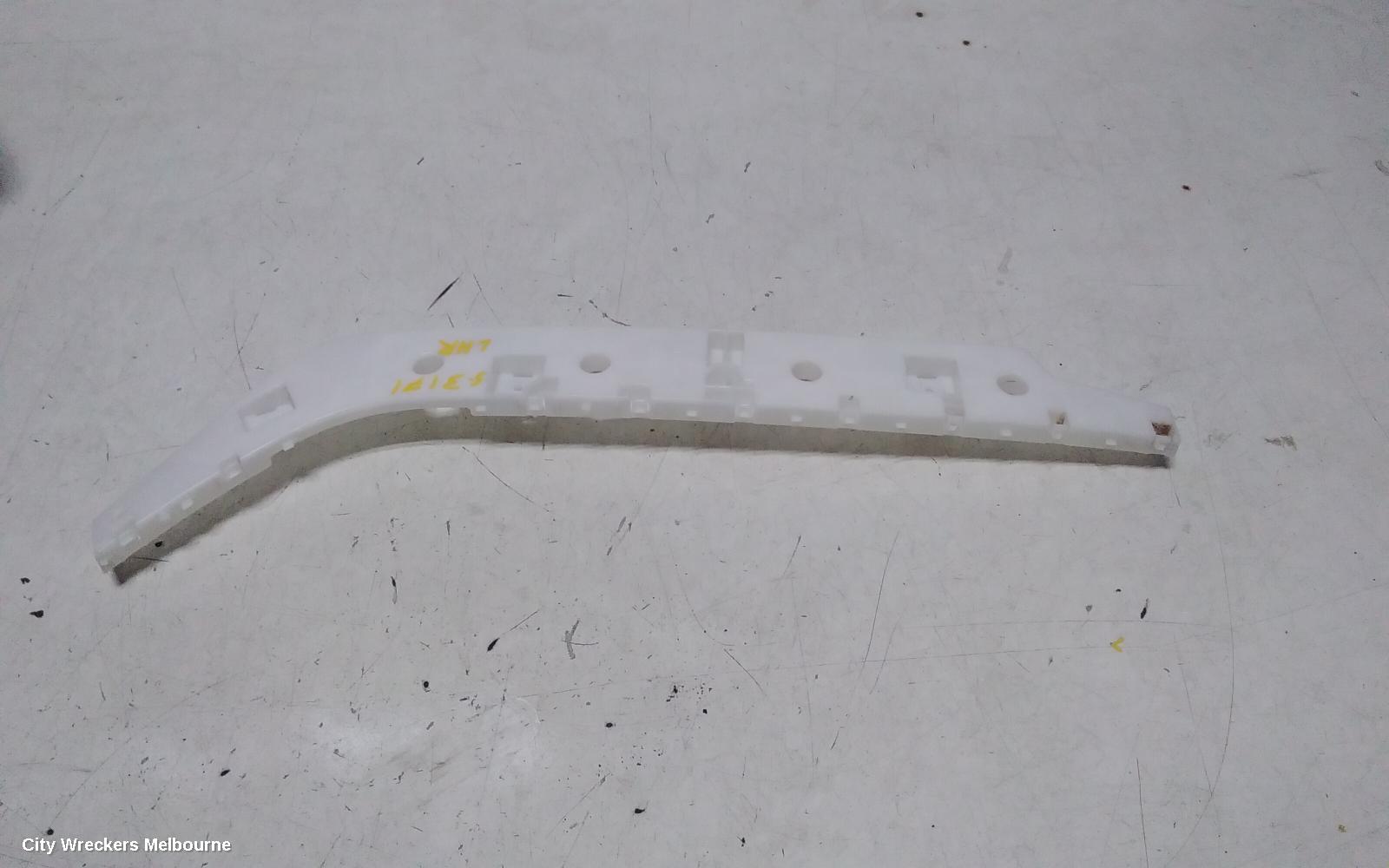 NISSAN PATROL, Y62, 11/2012 ONWARDS, LHR BAR RETAINER : 145716 - Image 1