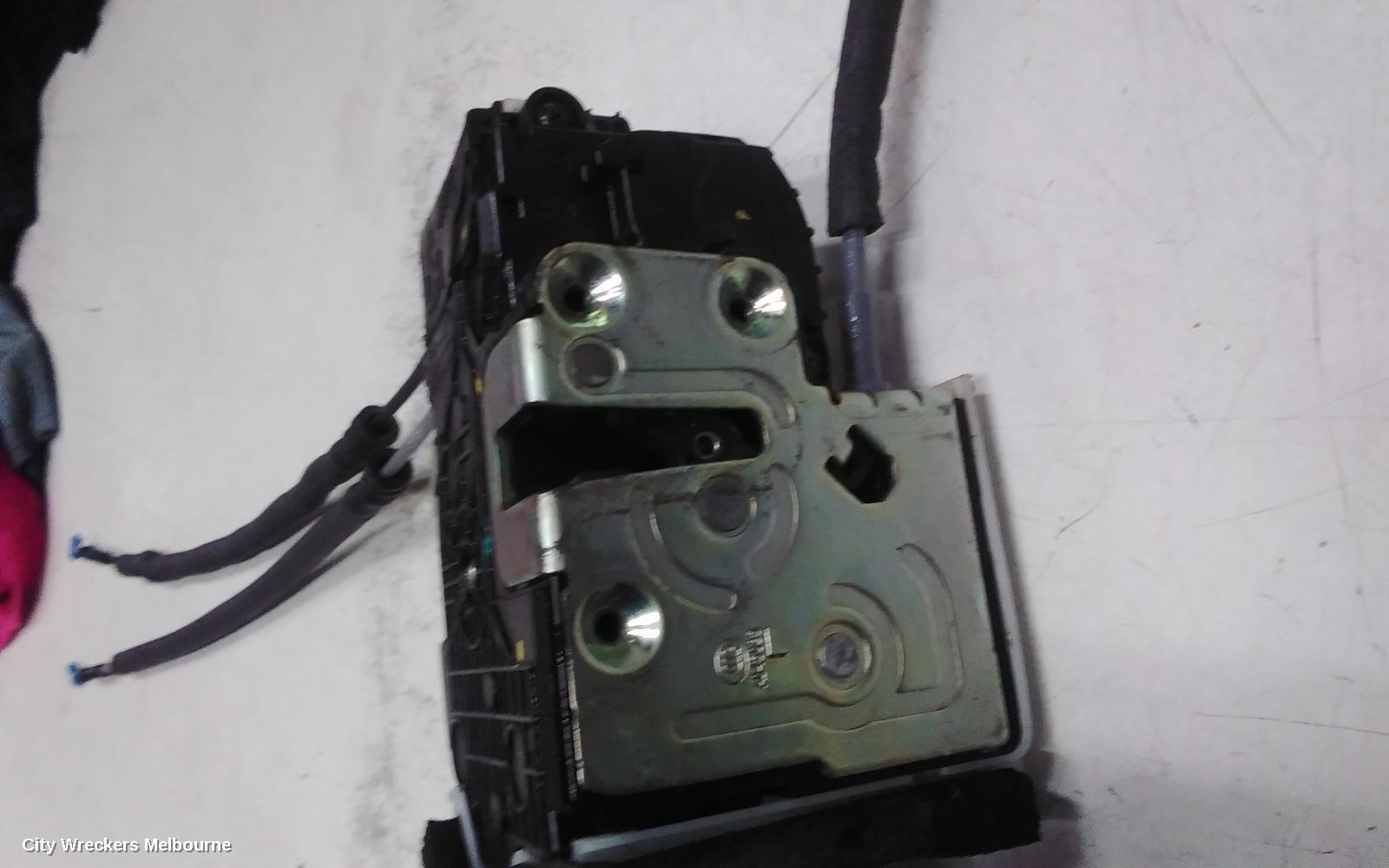 HYUNDAI GENESIS DOOR/BOOT/GATE LOCK, LEFT FRONT DOOR LOCK, DH, ULTIMATE PACK TYPE, 11/2014 - 01/2018 - Image 3