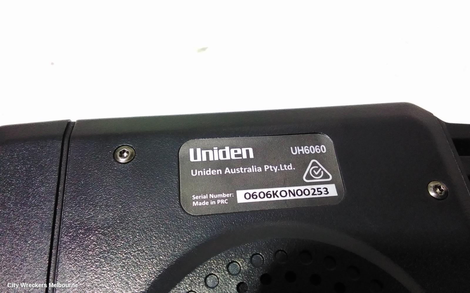 TOYOTA HILUX, 06/2015 - 09/2025, UH6060  UHF  REMOTE SPEAKER MIC RADIO - : 98462 - Image 3