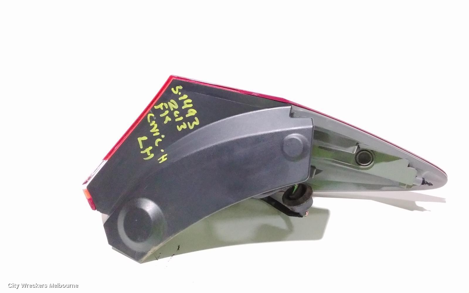 HONDA CIVIC LEFT TAILLIGHT, 9TH GEN, HATCH (VIN SHHFK), 06/2012 - 03/2015 - Image 3