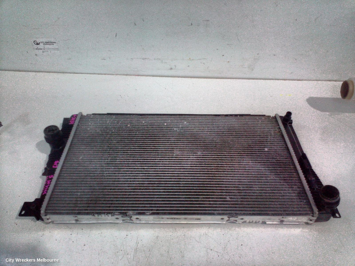 BMW 5 SERIES RADIATOR, AUTO, 2.0, F07/F10/F11, 05/2010 - 01/2017 - Image 2