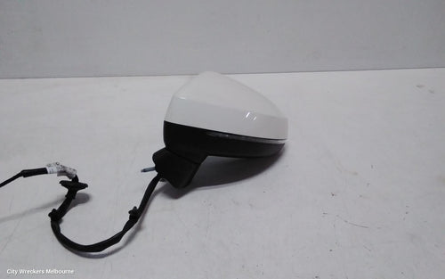 AUDI A3 LEFT DOOR MIRROR, 8V, A3, SEDAN, MANUAL FOLD, NON LANE CHANGE ASSIST TYPE (6XC/7Y0), 11/2013 - 10/2020 - Image 1