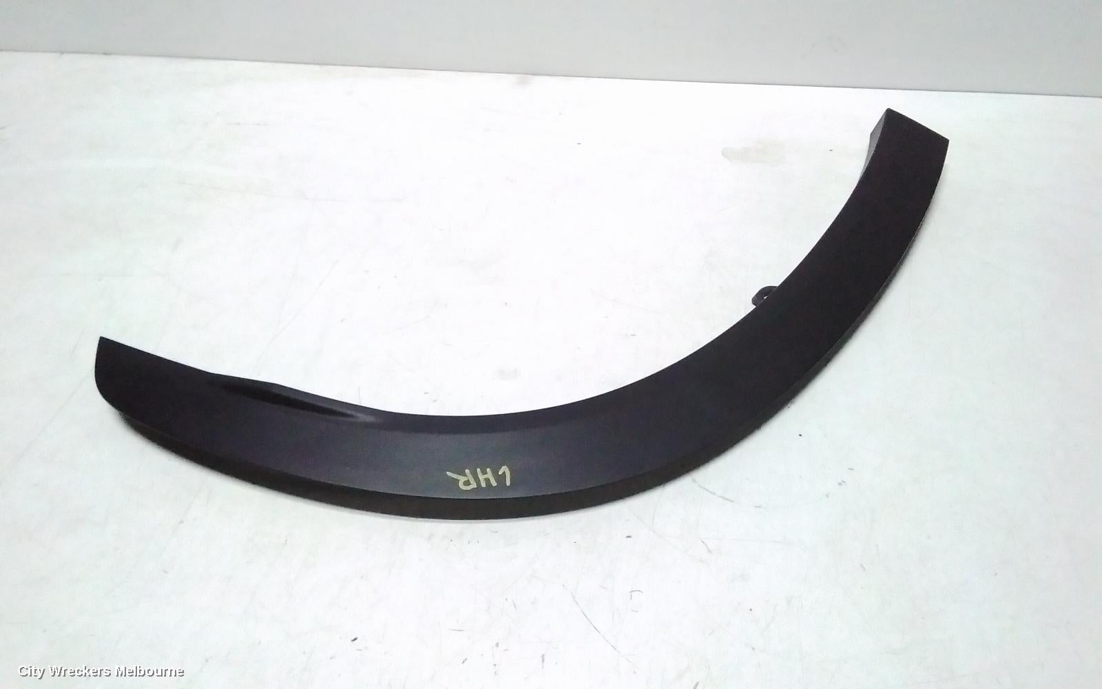 TOYOTA KLUGER WHEEL ARCH FLARE, XU70 SERIES, 03/2021 ONWARDS - Image 2