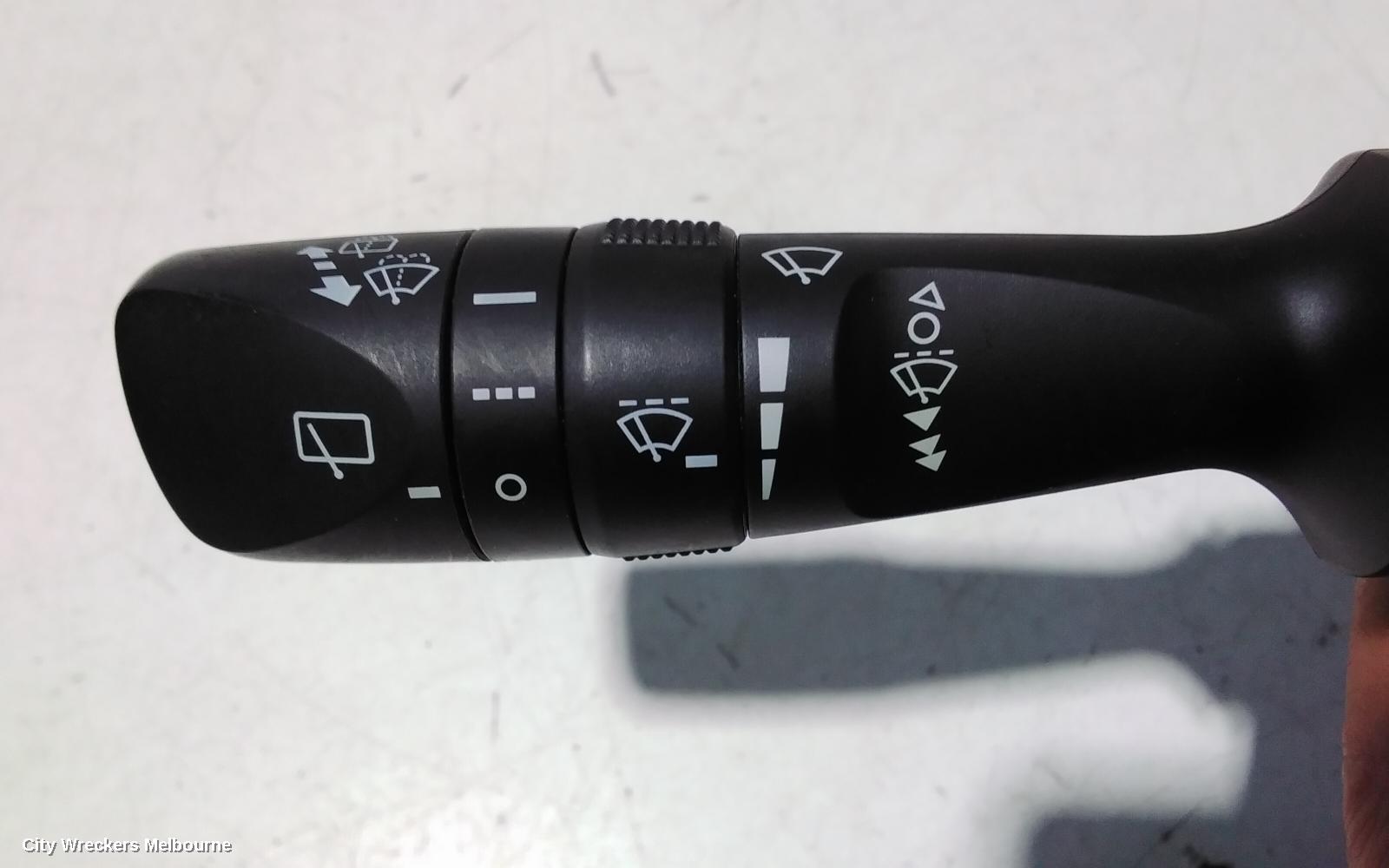 TOYOTA KLUGER COMBINATION SWITCH, WIPER SWITCH, GSU50/GSU55, 12/2013 - 10/2016 - Image 3