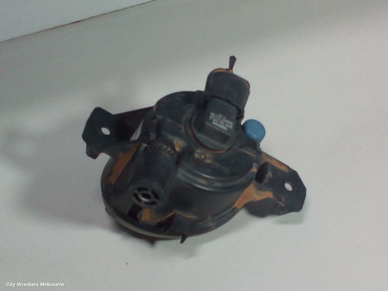 BMW X5 LEFT INDICATOR/FOG/SIDE, BUMPER FOGLAMP, E70, NON ADAPTIVE LAMP TYPE, 03/2007 - 08/2013 - Image 3