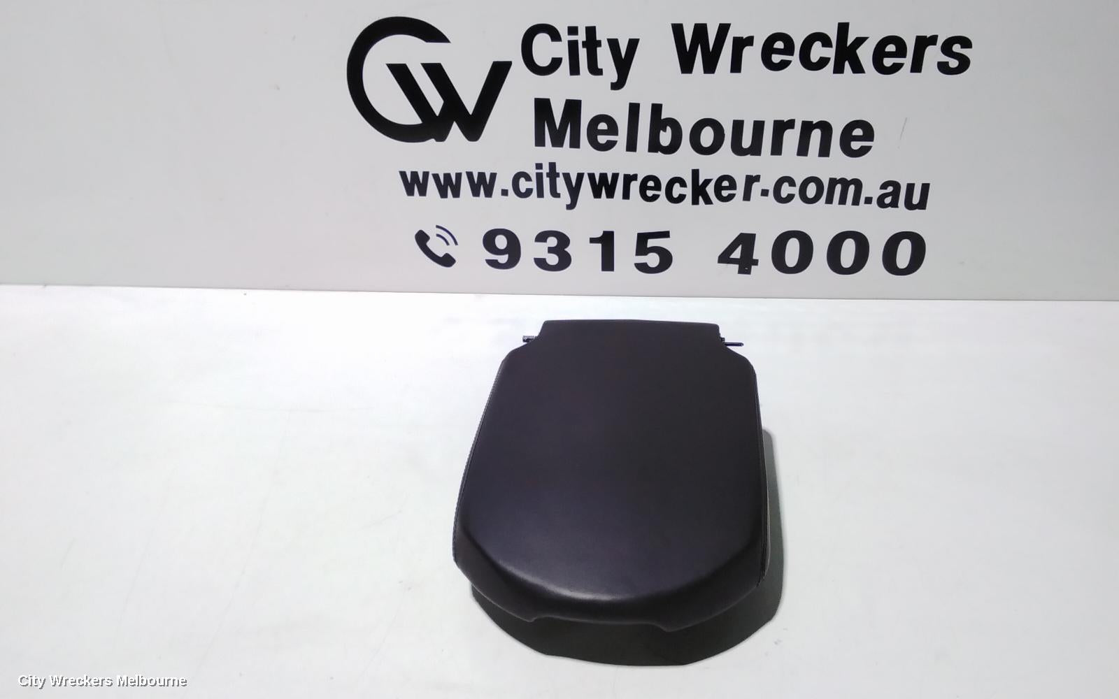LAND ROVER RANGEROVER SPORT CONSOLE, L494, 12/2013 - 04/2022 - Image 1
