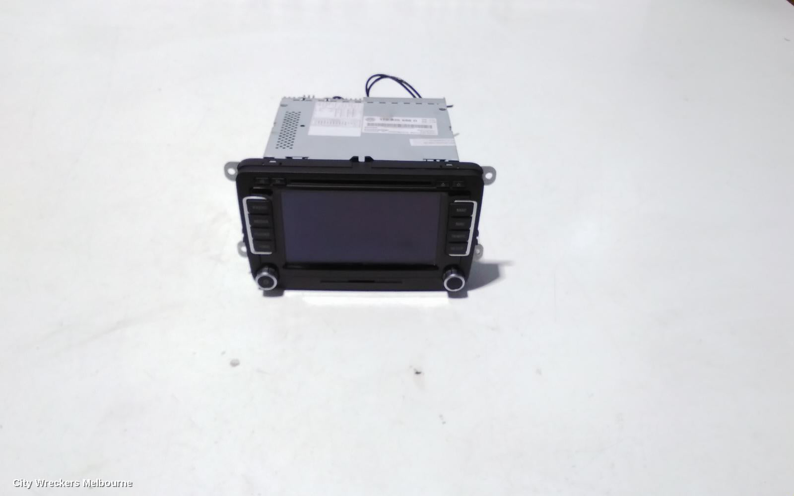 VOLKSWAGEN TIGUAN RADIO/CD/DVD/SAT/TV, SAT NAV, 5N, 05/2008 - 08/2016 - Image 3