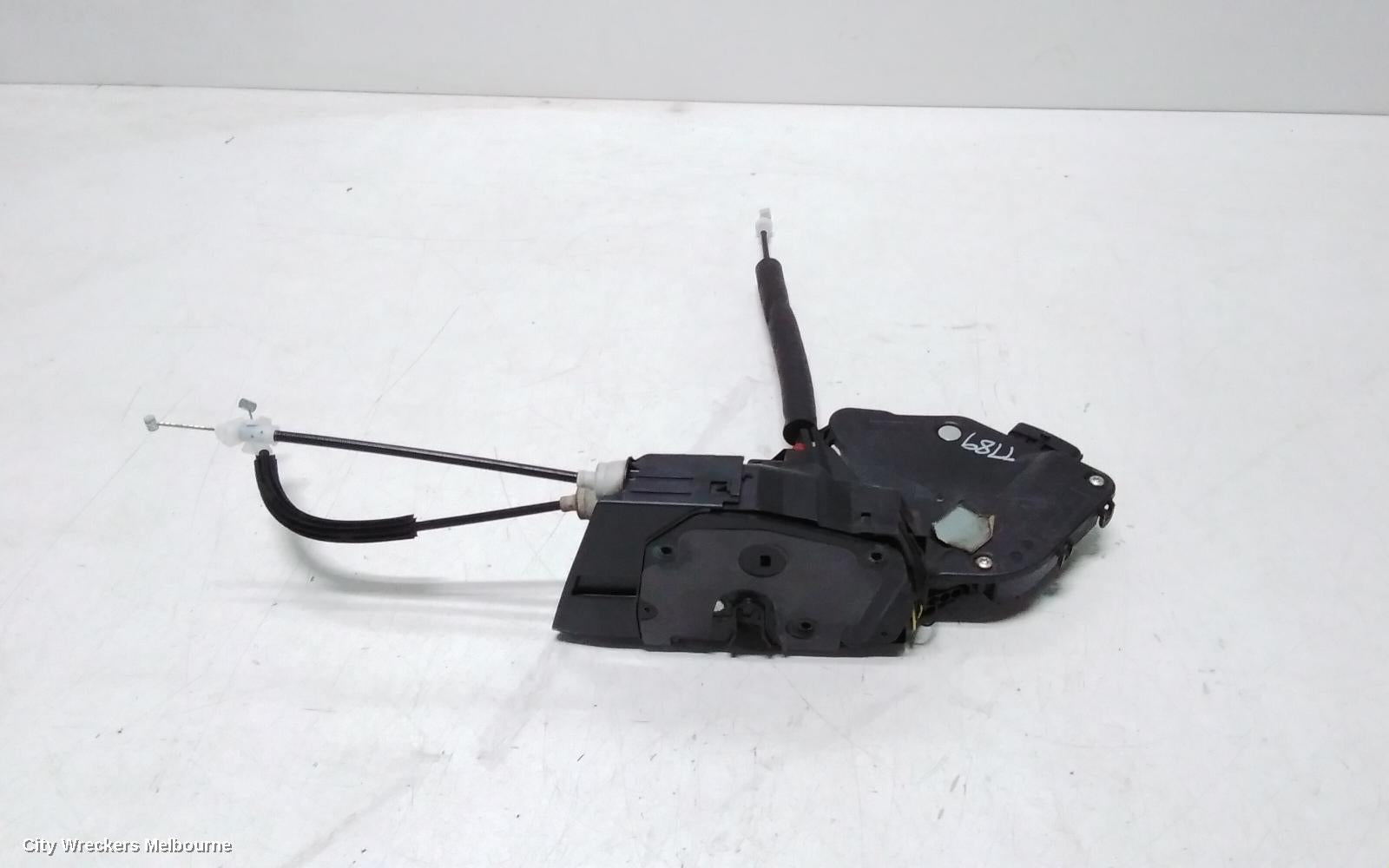 LAND ROVER DISCOVERY SPORT DOOR/BOOT/GATE LOCK, RIGHT FRONT DOOR LOCK, L550, 01/2015 ONWARDS - Image 1