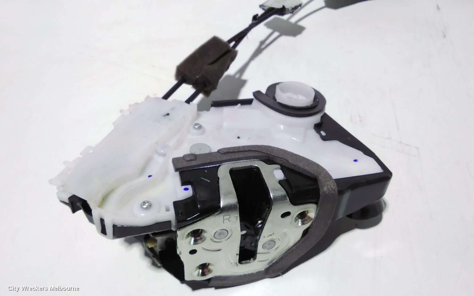 HONDA CRV DOOR/BOOT/GATE LOCK, RIGHT FRONT DOOR LOCK, RW, 05/2017 ONWARDS - Image 3