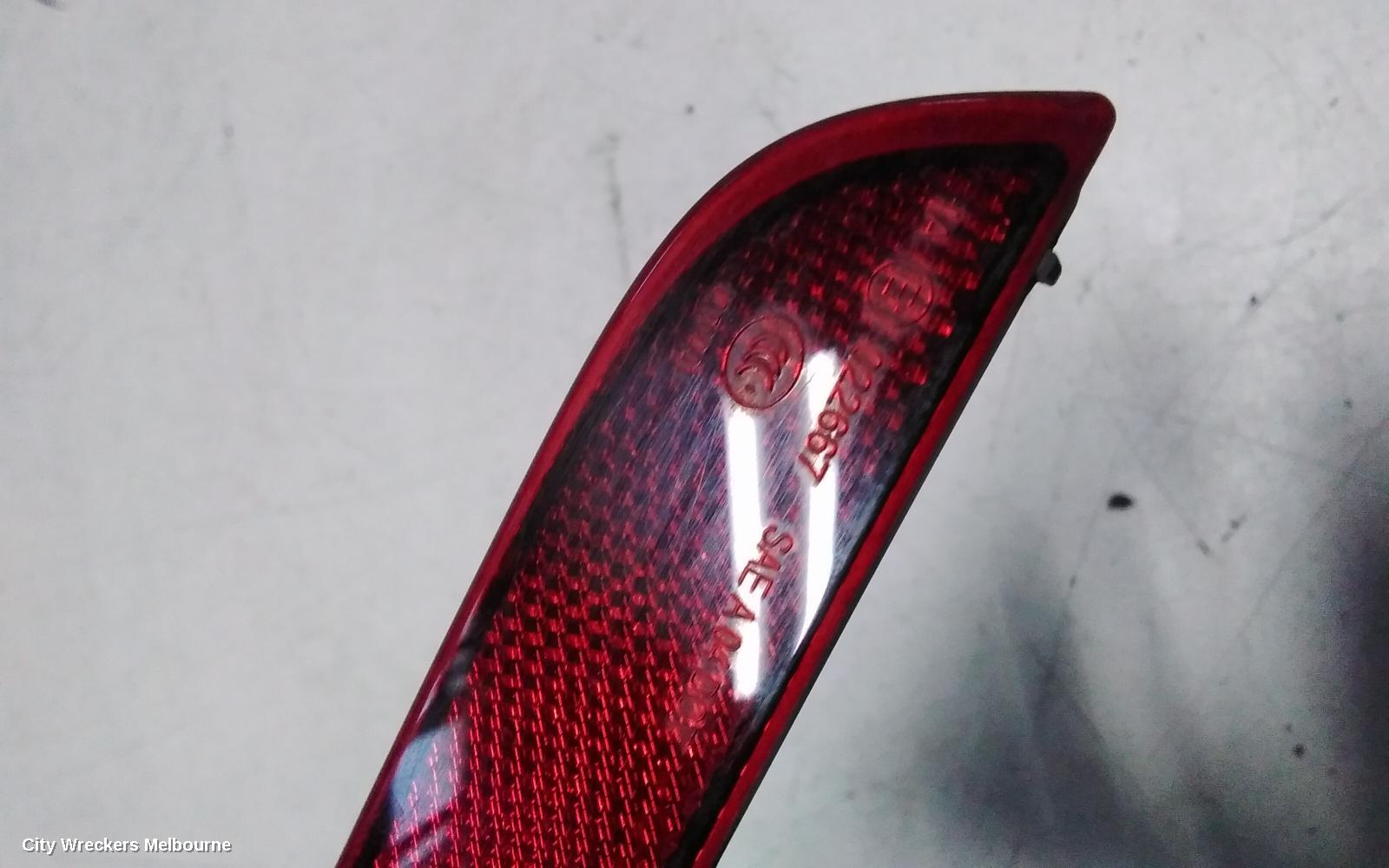 VOLKSWAGEN GOLF PLUS/SPORTSVAN RIGHT TAILLIGHT, BUMPER REFLECTOR, 5M1, SPORTSVAN/PLUS, 12/2008 - 12/2014 - Image 2