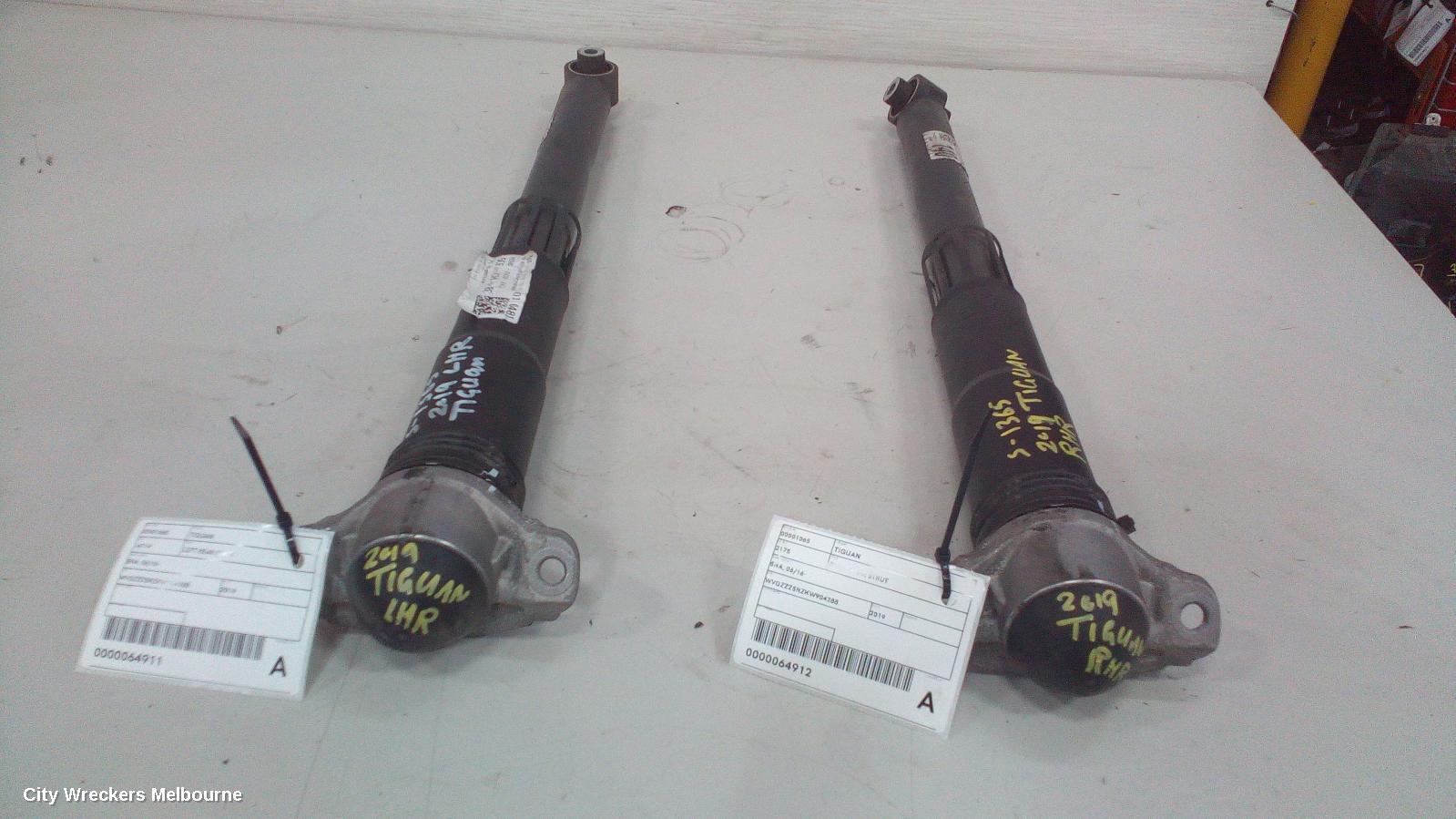 VOLKSWAGEN TIGUAN RIGHT REAR STRUT, 5NA, 06/2016 - 02/2024 - Image 3
