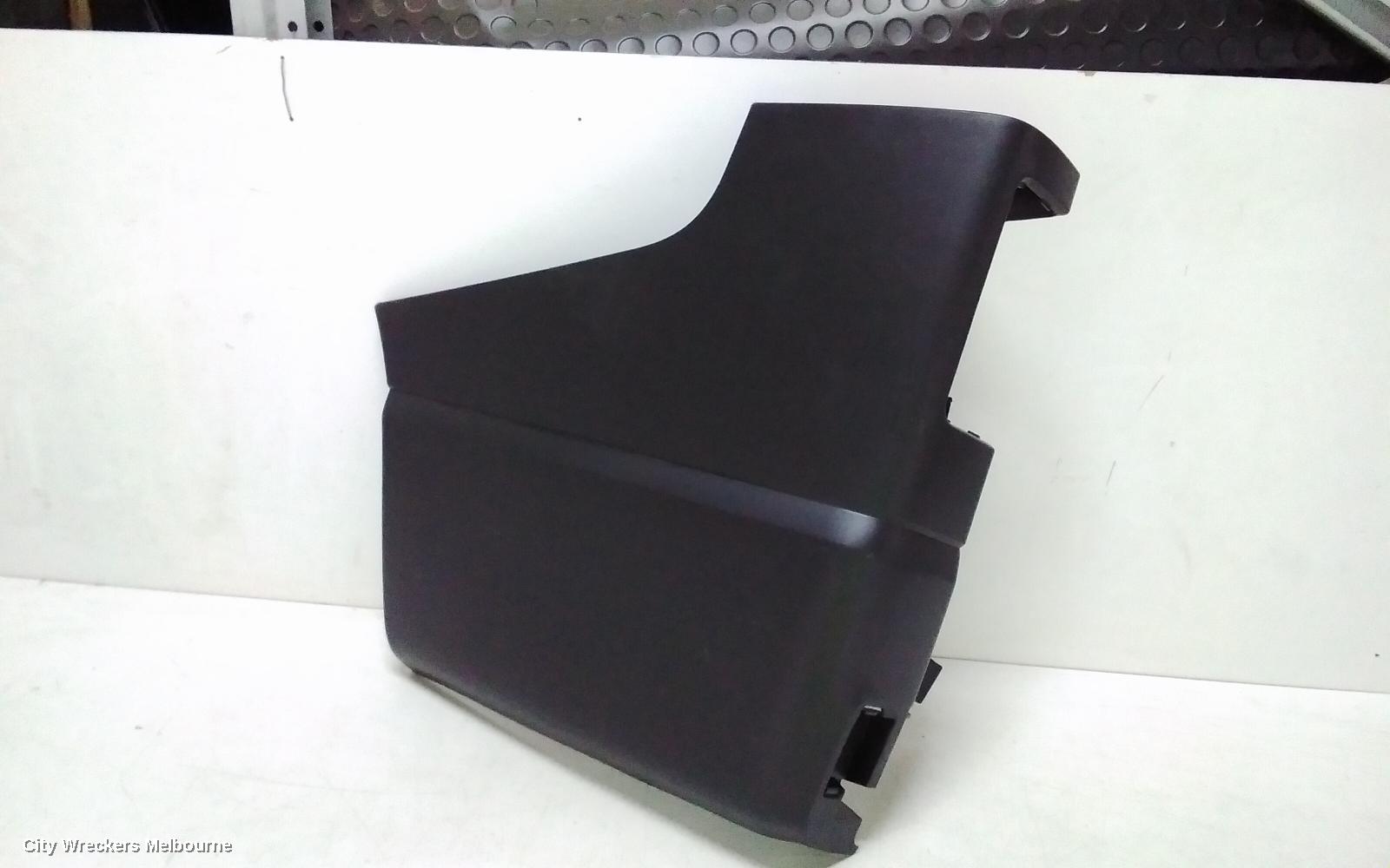 RENAULT TRAFIC REAR BUMPER, BUMPER BAR (LH SIDE), BLACK, X82, 01/2015 ONWARDS - Image 2