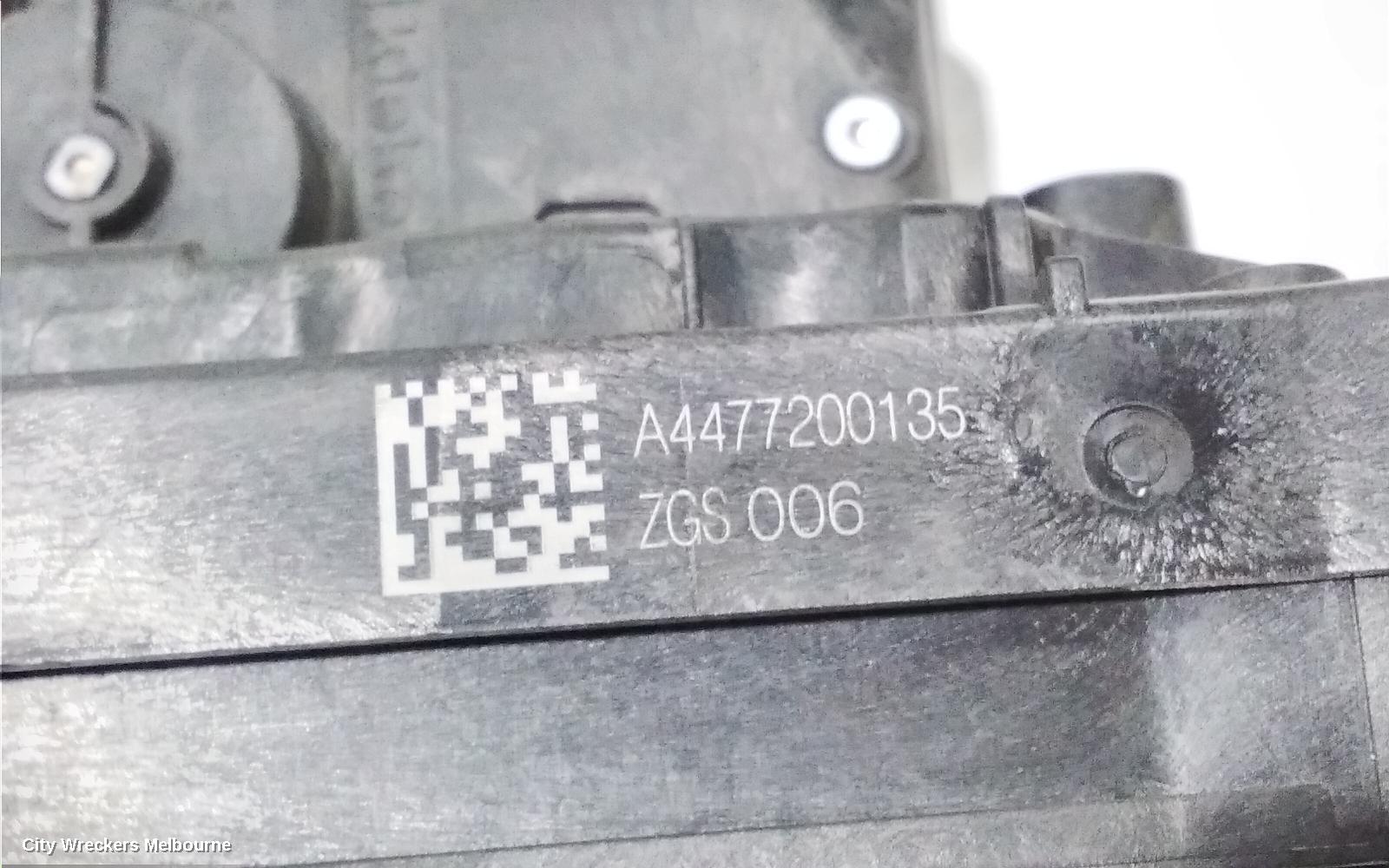 MERCEDES VITO DOOR/BOOT/GATE LOCK, LEFT FRONT DOOR LOCK, 447, 03/2015 ONWARDS - Image 2