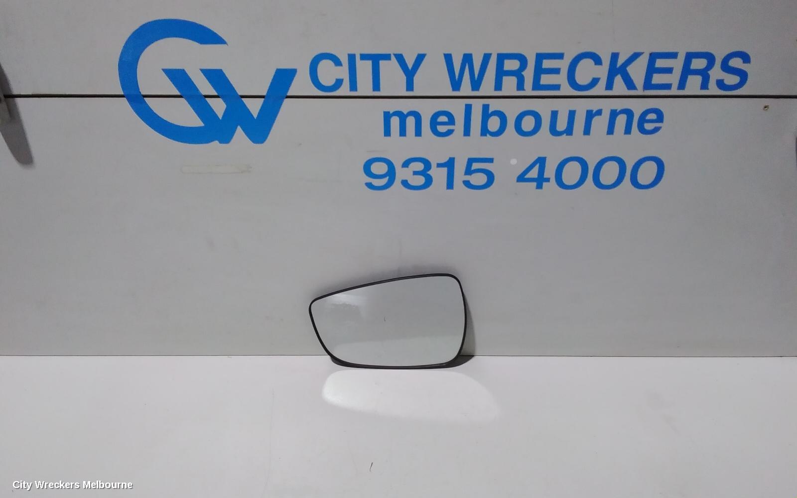 HYUNDAI VELOSTER LEFT DOOR MIRROR, FS, MANUAL FOLDING, NON HEATED TYPE, 12/2011 - 02/2018 - Image 1