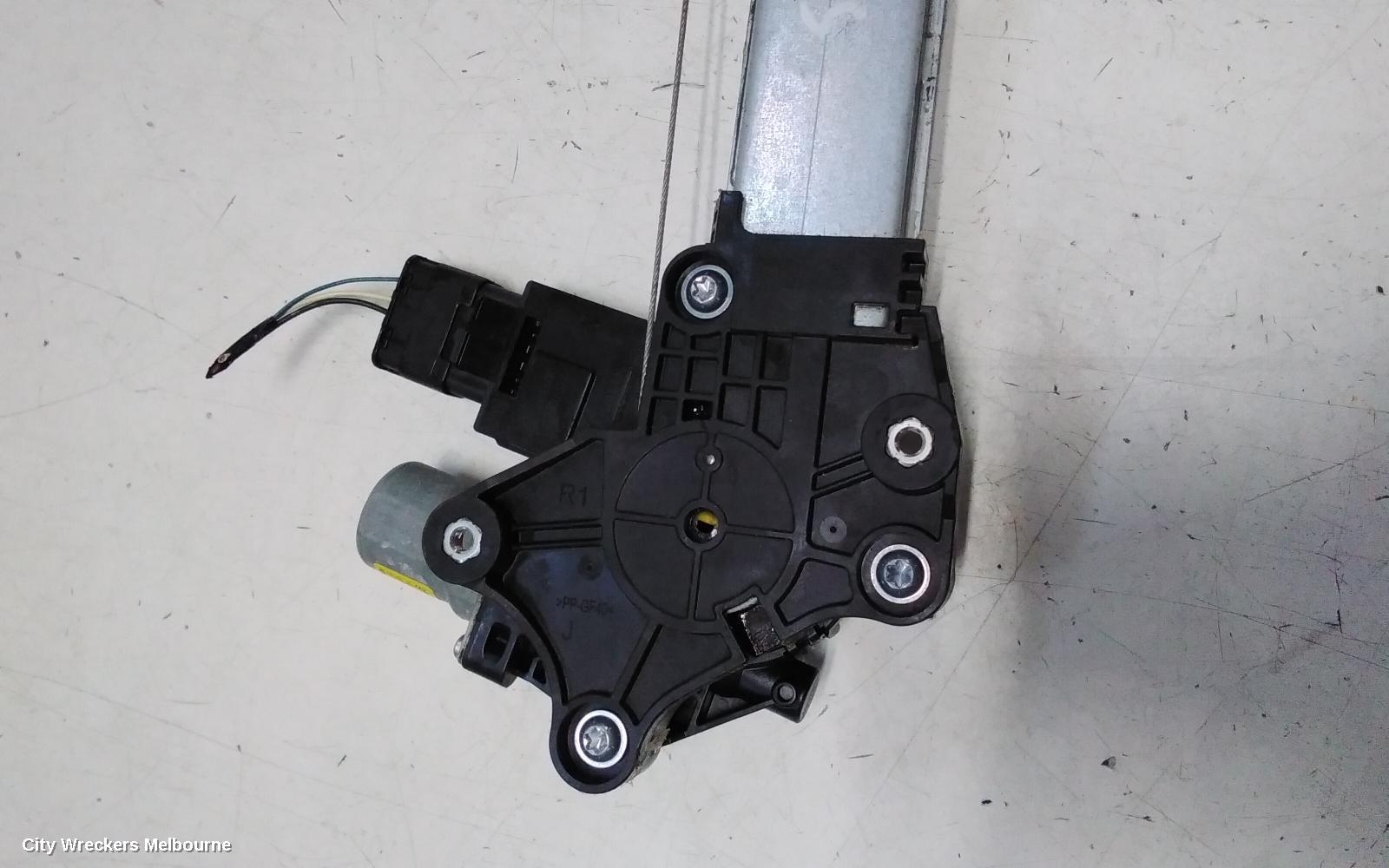 MITSUBISHI OUTLANDER RIGHT FRONT WINDOW REG/MOTOR, DOOR REG ASSY (REG AND MOTOR), ZM, 08/2021 ONWARDS - Image 2