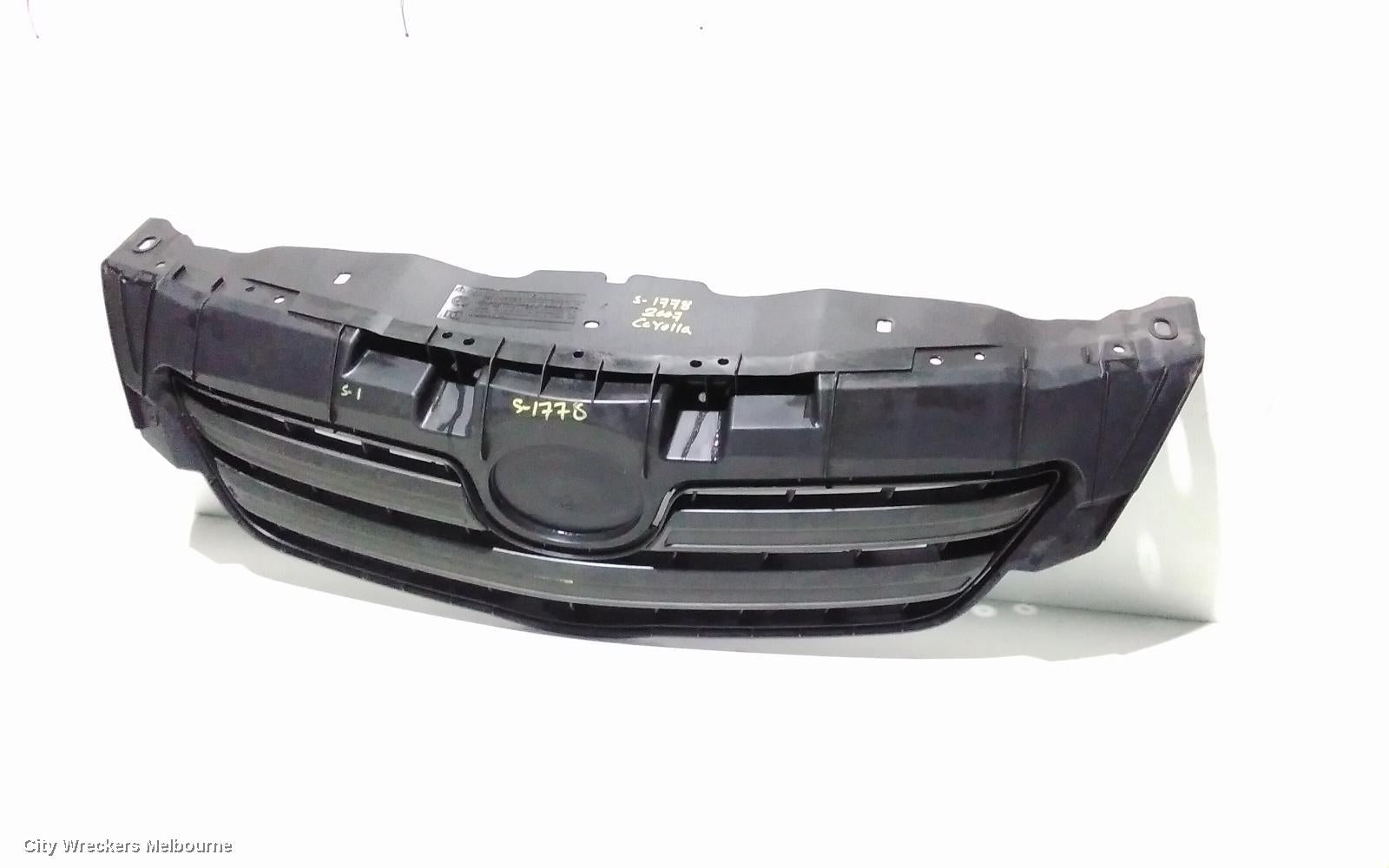 TOYOTA COROLLA GRILLE, RADIATOR GRILLE, ZRE152/20153R, SEDAN, OUTER, 03/2007 - 02/2010 - Image 1
