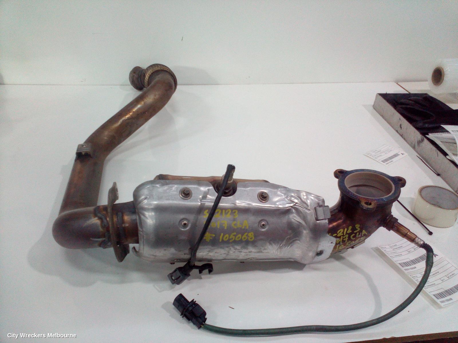 MERCEDES CLA CLASS CATALYTIC CONVERTER, DOWNPIPE-CAT TYPE, PETROL, 1.6, TURBO, 270.910 CODE, CLA180/CLA200, C117/X117, 09/2013 - 01/2019 - Image 2