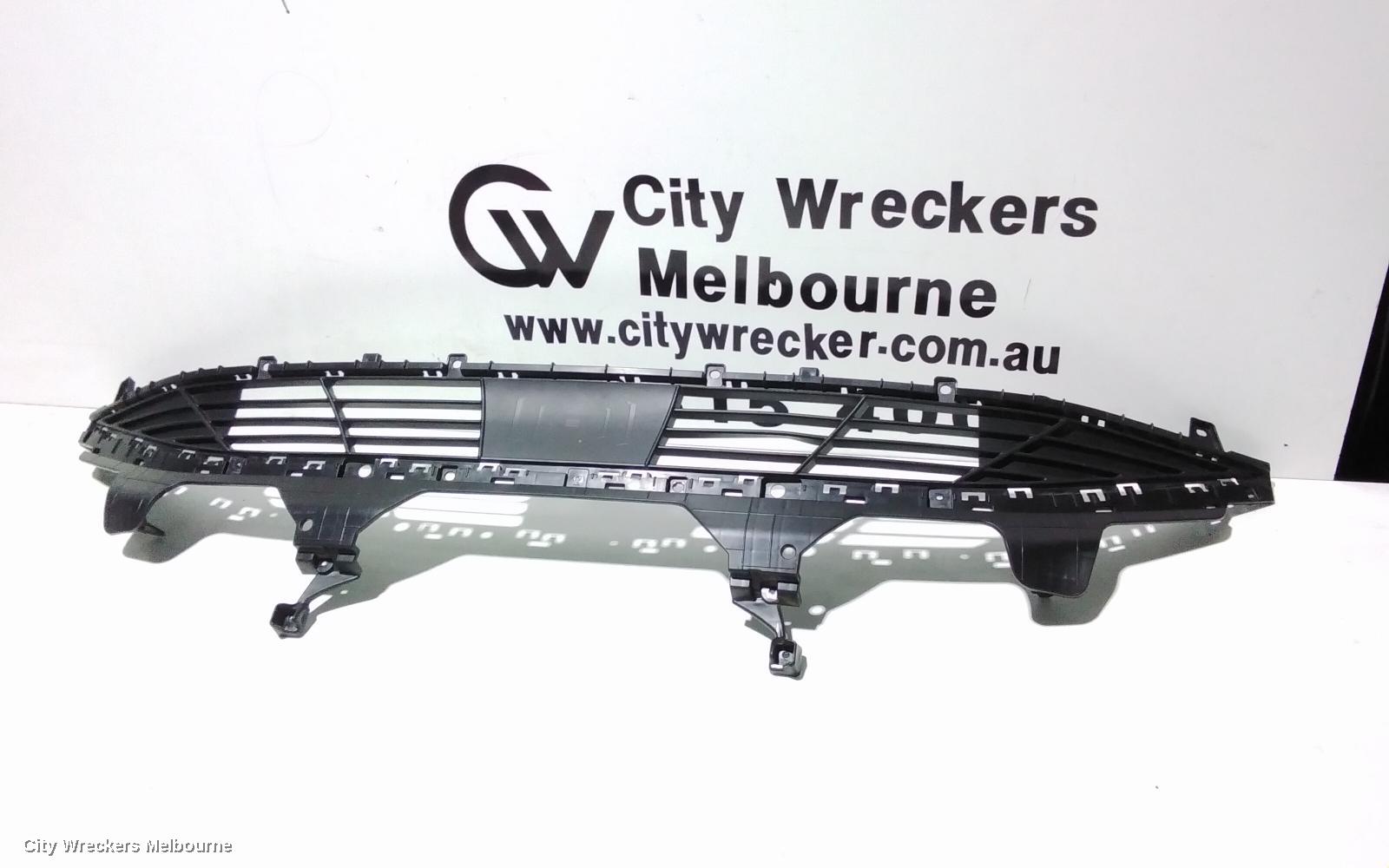 HYUNDAI TUCSON GRILLE, BUMPER GRILLE, NON N LINE, NX4, 02/2021 ONWARDS - Image 1