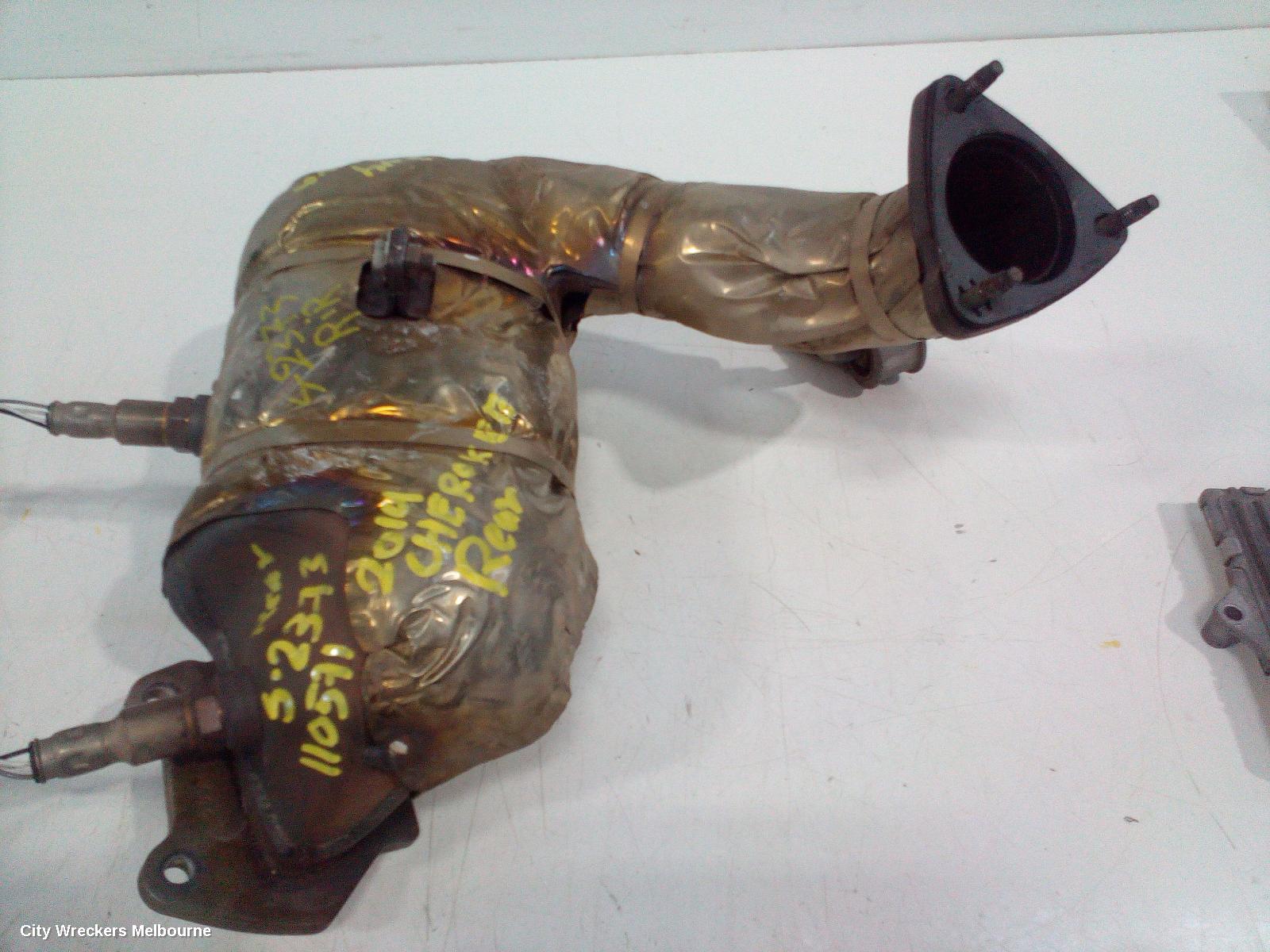 JEEP CHEROKEE CATALYTIC CONVERTER, MANIFOLD-CAT TYPE, 3.2, PETROL, REAR (RH SIDE), KL, 02/2014 - 03/2018 - Image 2