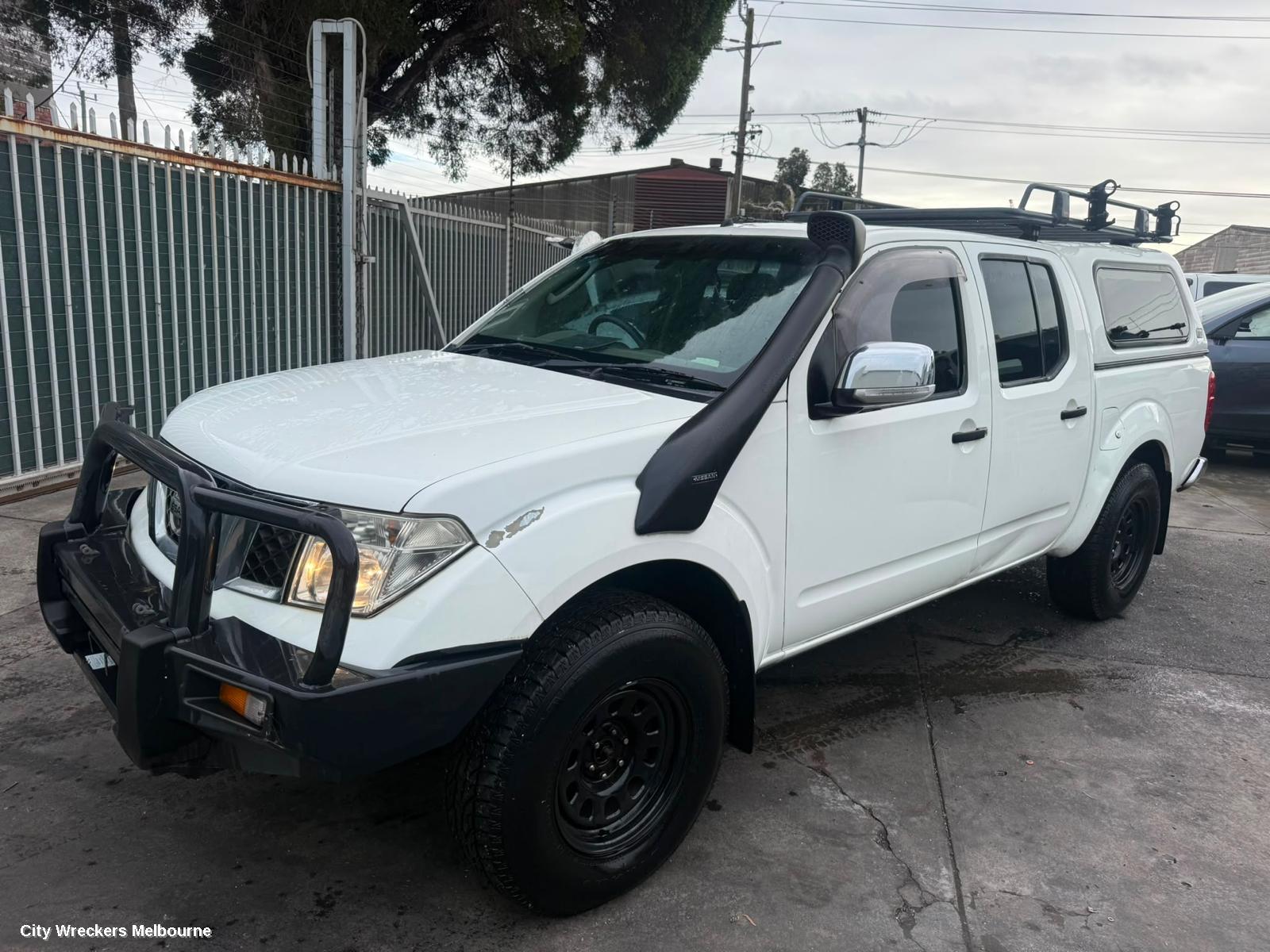 NISSAN NAVARA RIGHT FRONT STRUT, D40, 4WD, 2.5, DIESEL, VIN VSK, 09/2005 - 08/2015 - Image 3