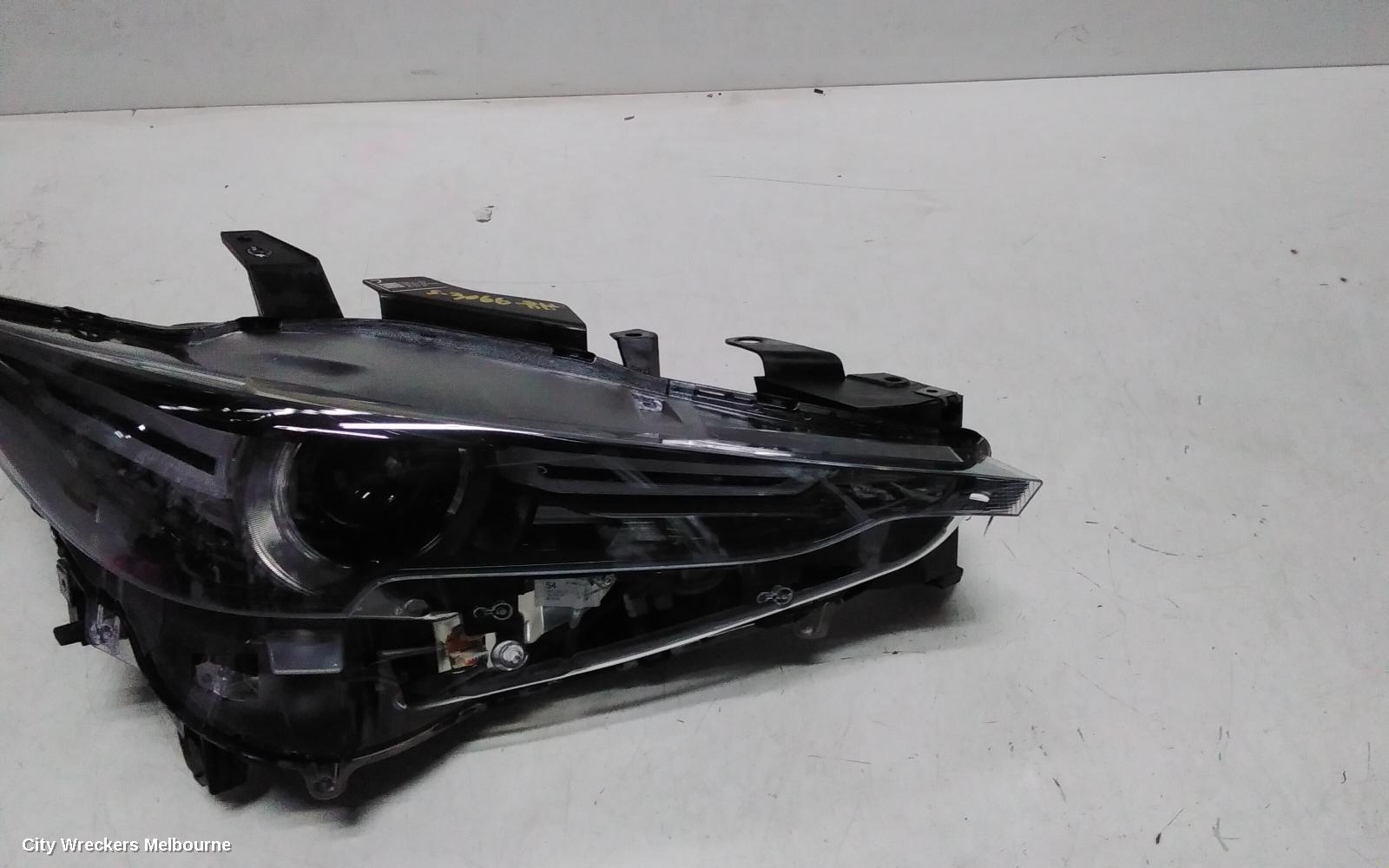 MAZDA CX5 RIGHT HEADLAMP, NON AFS, W/ ADAPTIVE, W/ DAYTIME RUNNING LAMP, W/ SIGNATURE LIGHTS TYPE, KF, 02/2017 - 08/2021 - Image 3