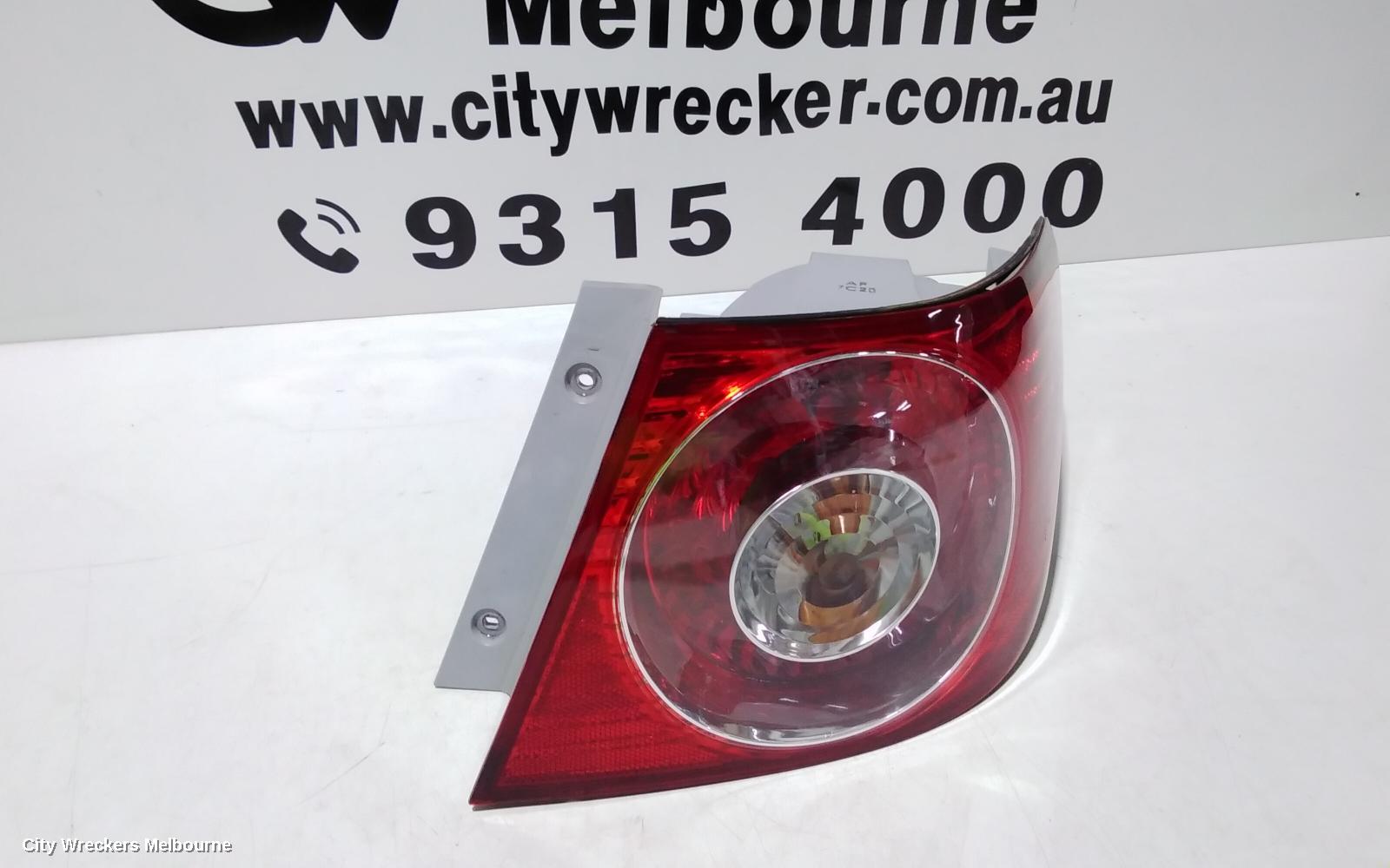 HOLDEN EPICA RIGHT TAILLIGHT, EP, 02/2007 - 07/2008 - Image 3