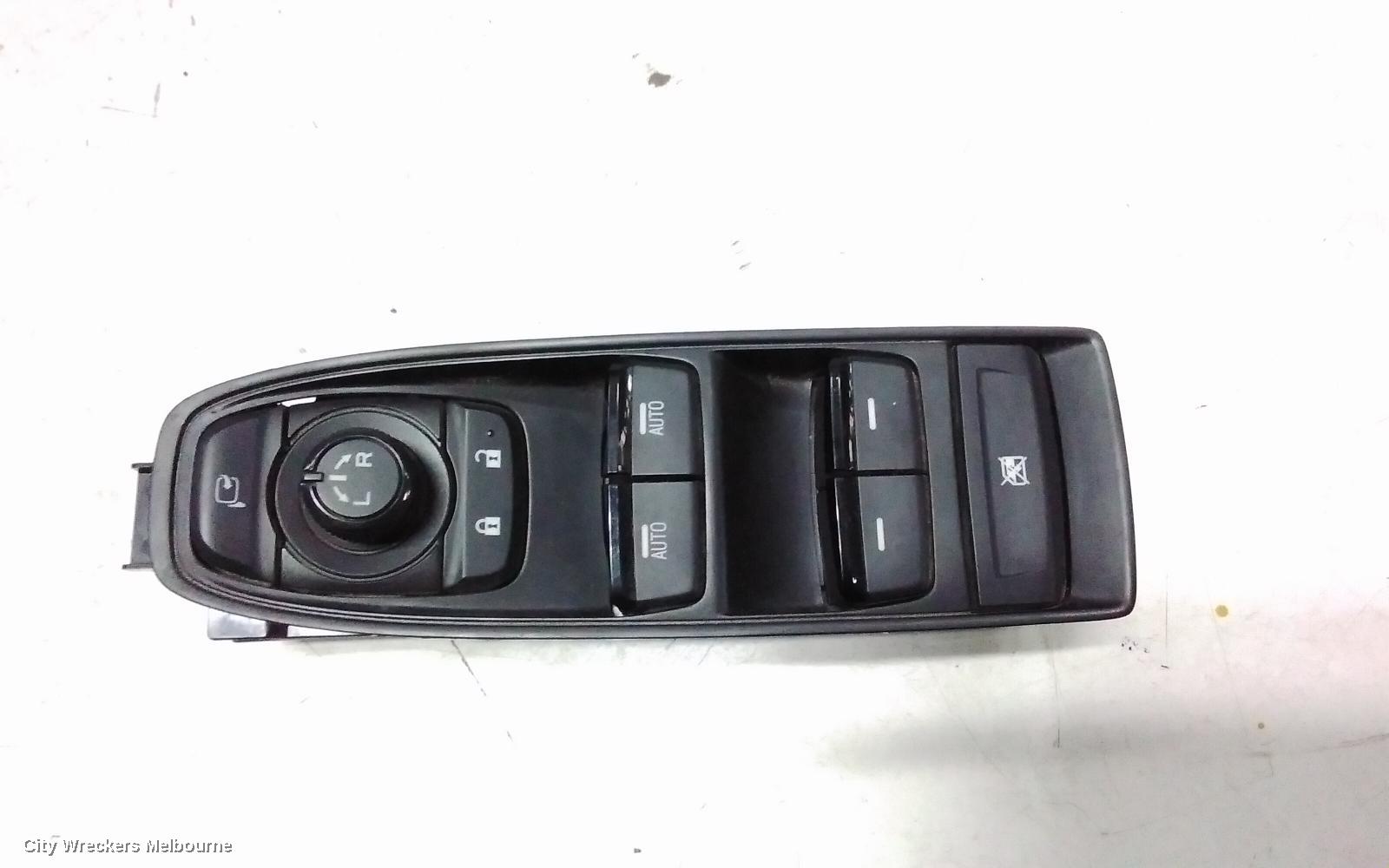 SUBARU FORESTER PWR DR WIND SWITCH, RH FRONT (MASTER SWITCH), SK, FL600, BLACK TIPS, 08/2018 - 11/2024 - Image 2