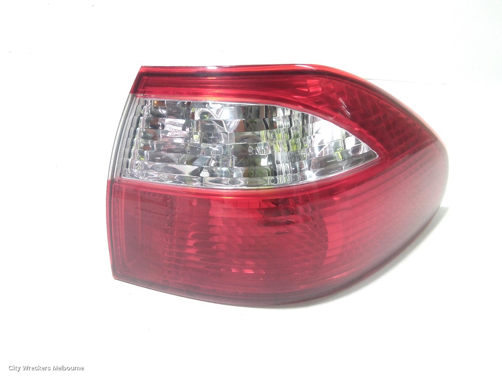 MAZDA 626 RIGHT TAILLIGHT, GF, SEDAN, P/N GG2M51170A, 11/1999 - 08/2002 - Image 1
