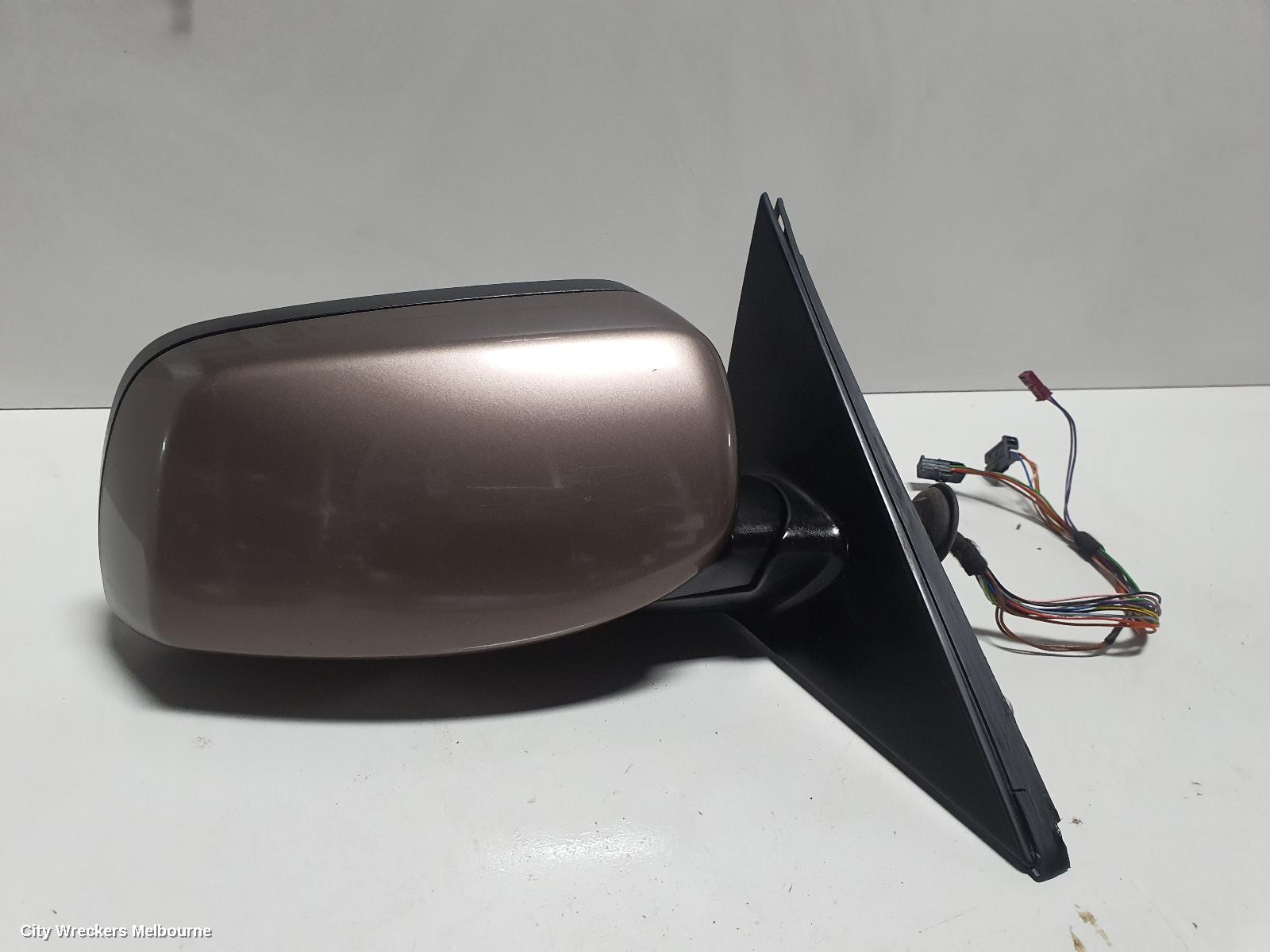 BMW 5 SERIES RIGHT DOOR MIRROR, E60/E61, AUTO DIP, W/ LIGHT PACKAGE & MEMORY TYPE, 3 PLUG (6/4/2 WIRE), 10/2003 - 09/2005 - Image 2