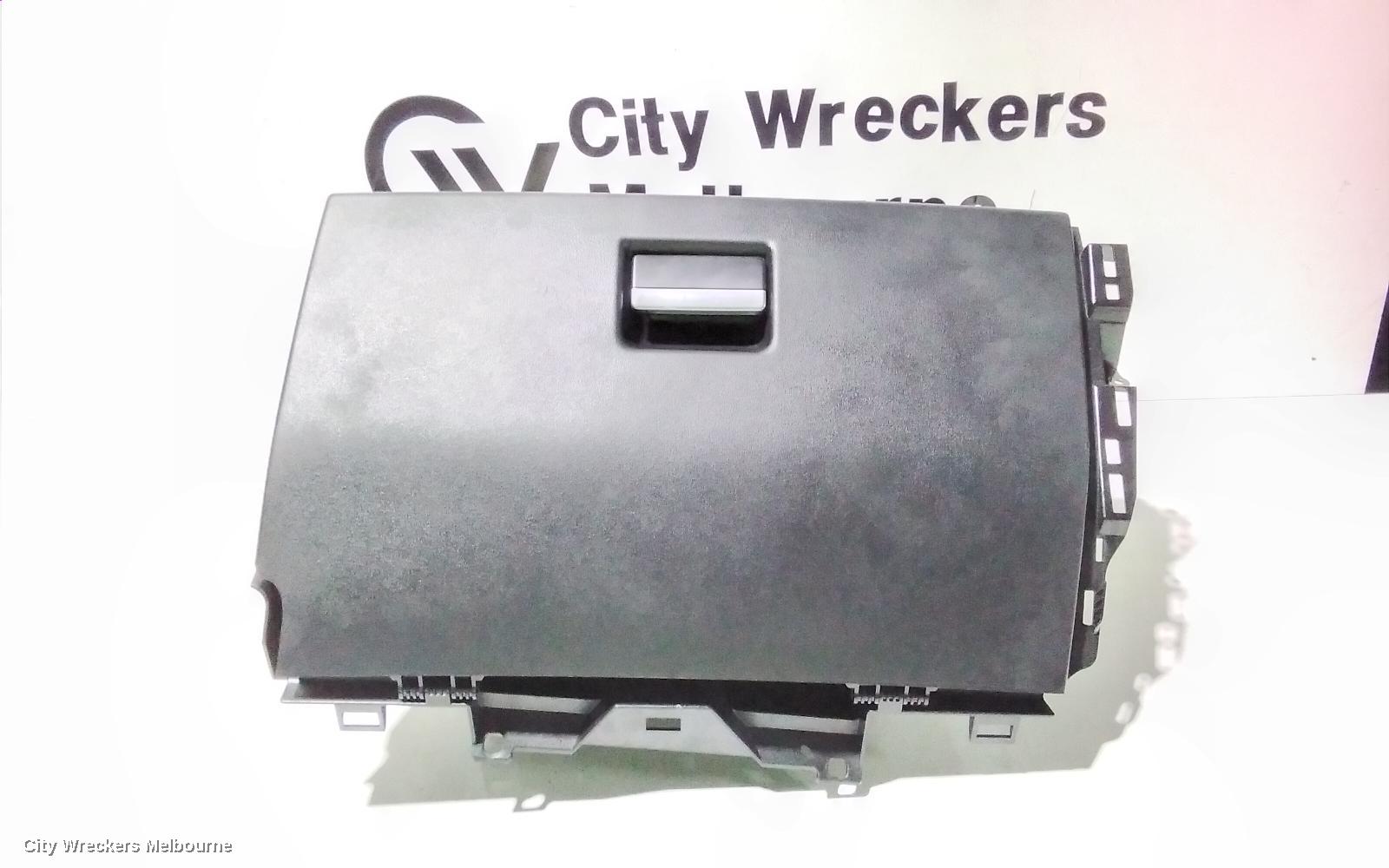 LAND ROVER RANGEROVER EVOQUE GLOVE BOX, L538, 11/2011 - 01/2019 - Image 1