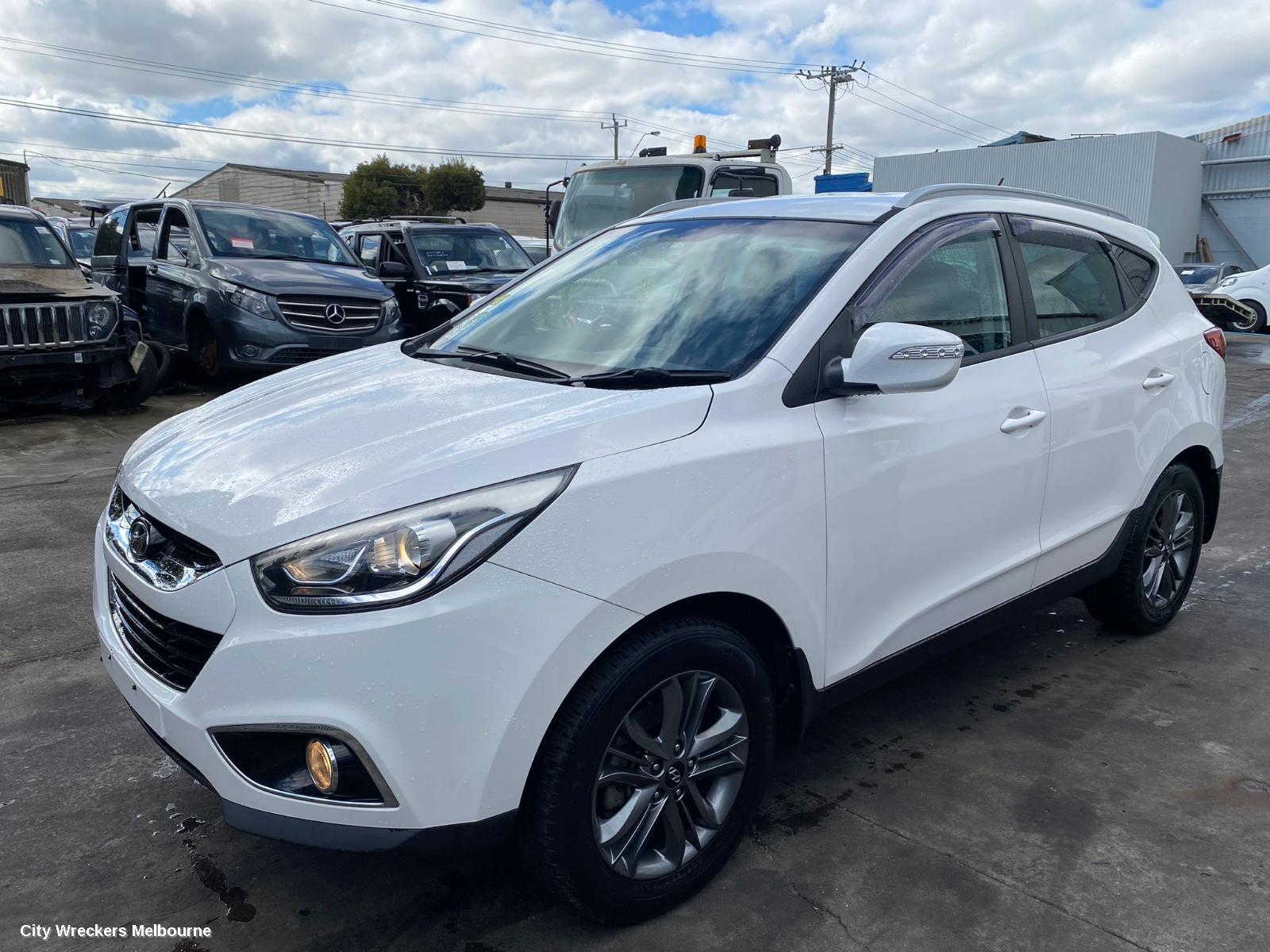 HYUNDAI IX35 TRANS/GEARBOX, MANUAL, FWD, PETROL, 2.0, G4NC, LM SERIES, 06/2013 - 01/2016 - Image 1