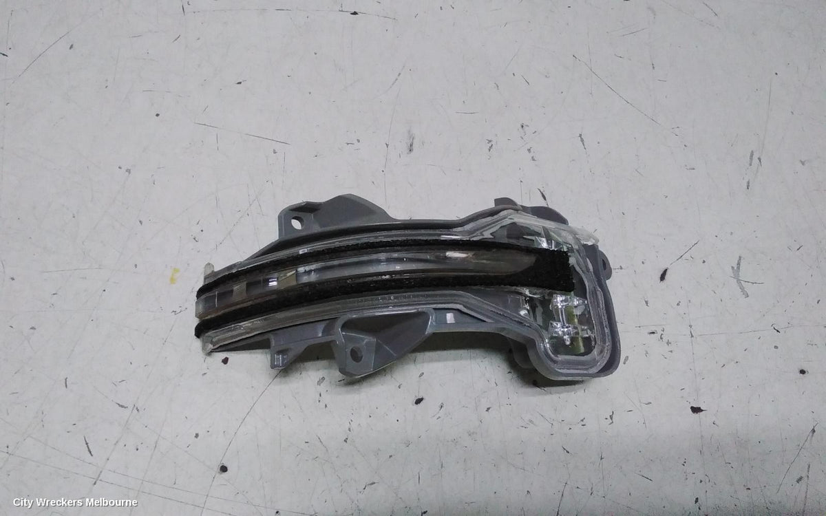 HONDA ODYSSEY LEFT DOOR MIRROR, RC1, POWER FOLD, COLOUR CODED, NON CAMERA & NON BLIND SPOT TYPE, 02/2014 - 03/2022 - Image 1