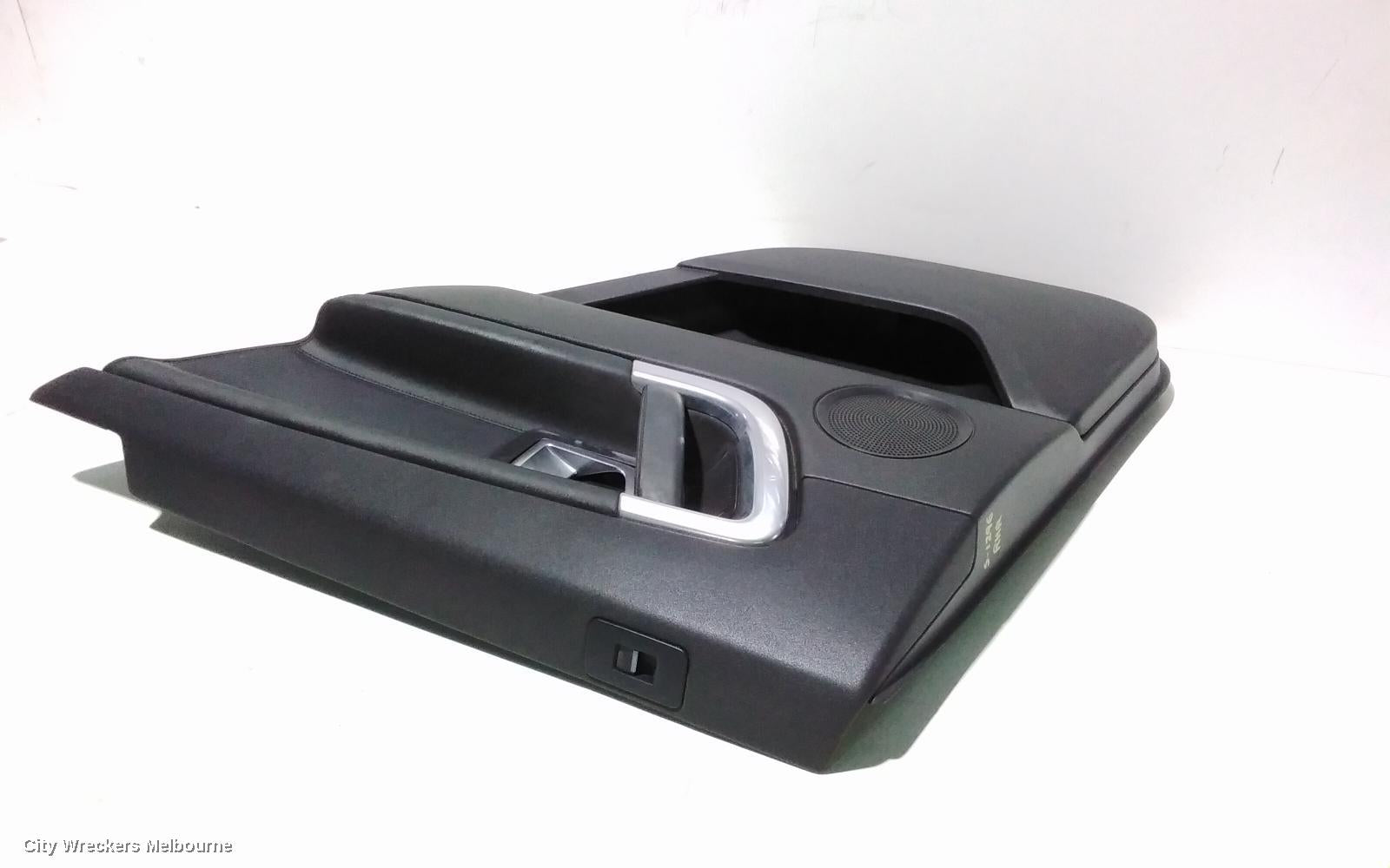 LAND ROVER DISCOVERY SPORT DOOR TRIM, RH REAR, L550, LEATHER, BLACK, SE/HSE, 01/2015 - 06/2019 - Image 2