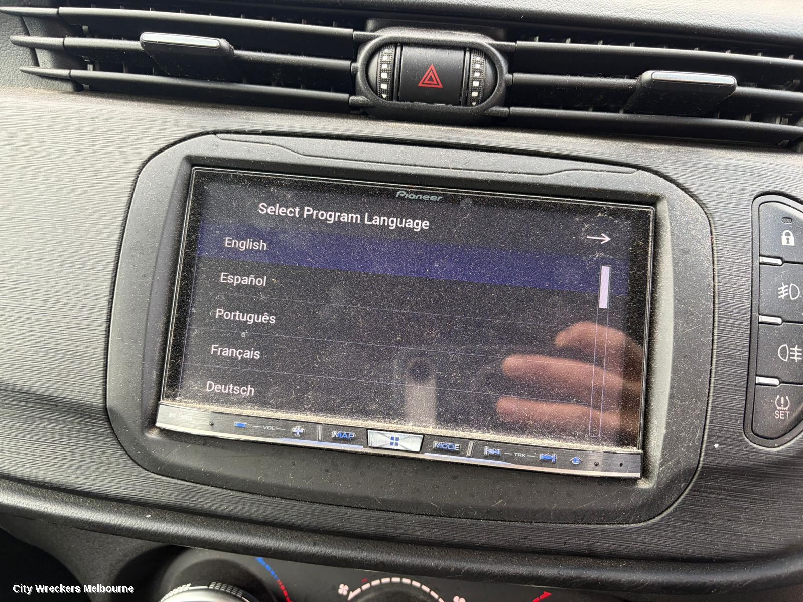 ALFA ROMEO GIULIETTA RADIO/CD/DVD/SAT/TV, HEAD UNIT, W/ DISPLAY UNIT, 5IN TOUCHSCREEN, NON NAVIGATION TYPE, 940 SERIES, 06/2011 ONWARDS - Image 2