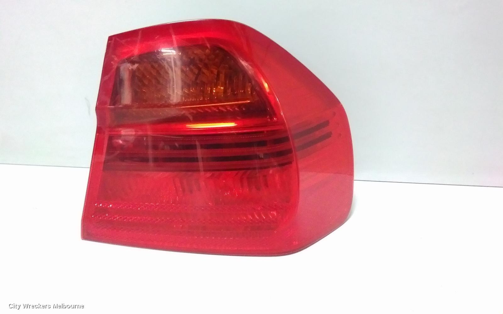 BMW 3 SERIES RIGHT TAILLIGHT, E90, SEDAN, NON LED TYPE, 03/2005 - 10/2008 - Image 3