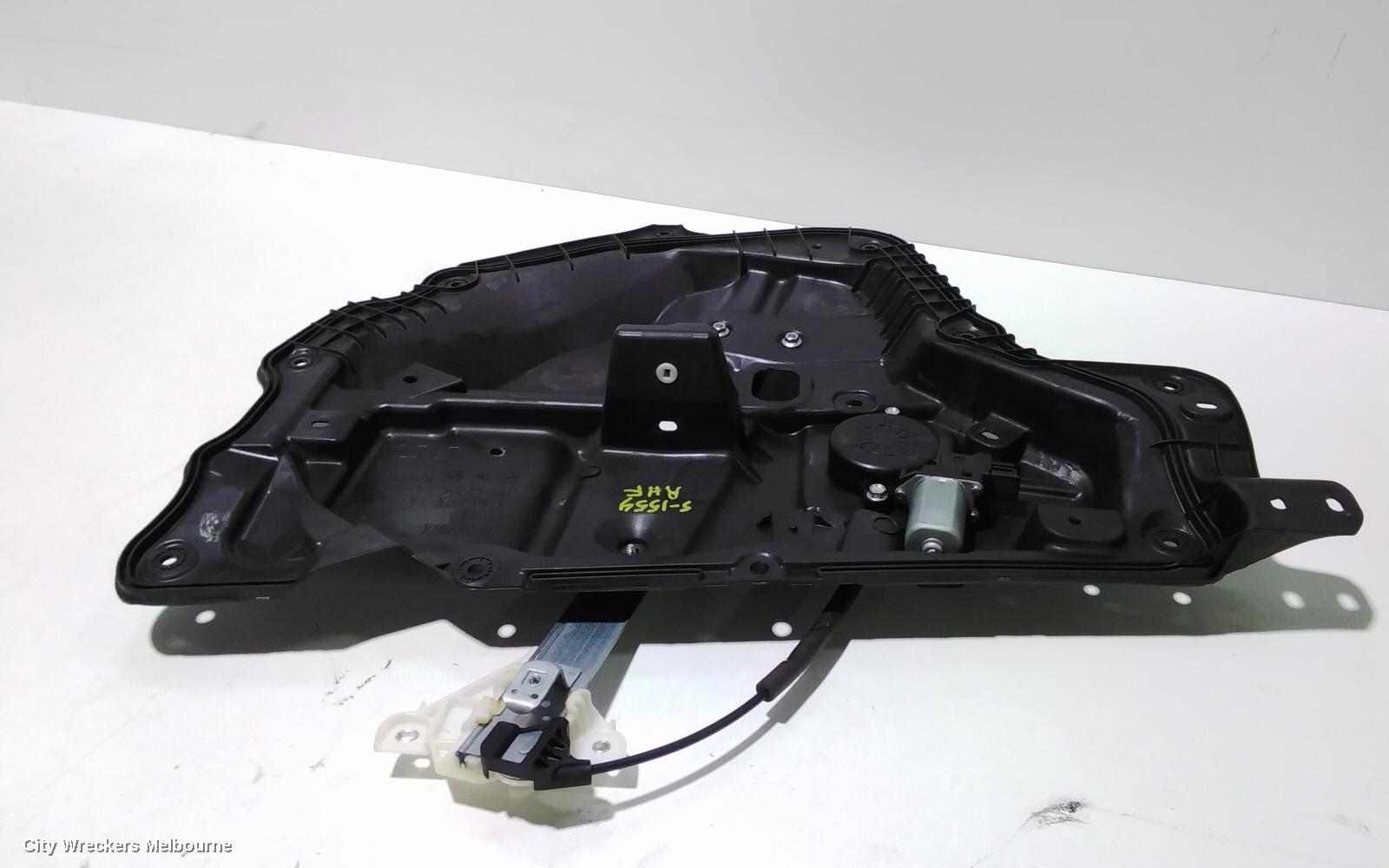 MAZDA CX5 RIGHT FRONT WINDOW REG/MOTOR, KE, 02/2012 - 12/2016 - Image 1