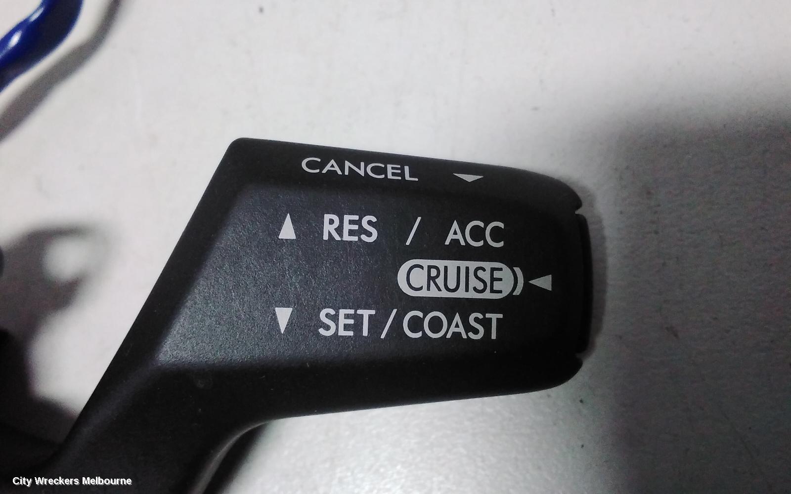 SUBARU OUTBACK CRUISE CONTROL UNIT, 4TH GEN 07/2003 - 09/2009 - Image 3