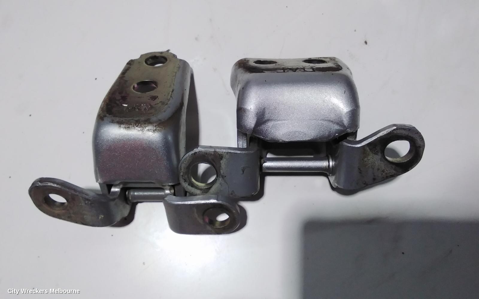 HONDA ACCORD DOOR HINGE/RUNNER, LH FRONT LOWER, 8TH GEN (VIN MRHCP/JHMCU), 02/2008 ONWARDS - Image 1