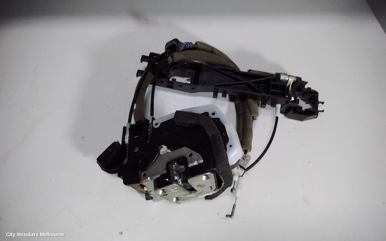 NISSAN XTRAIL DOOR/BOOT/GATE LOCK, RIGHT FRONT DOOR LOCK, T31, 09/2007 - 12/2013 - Image 1