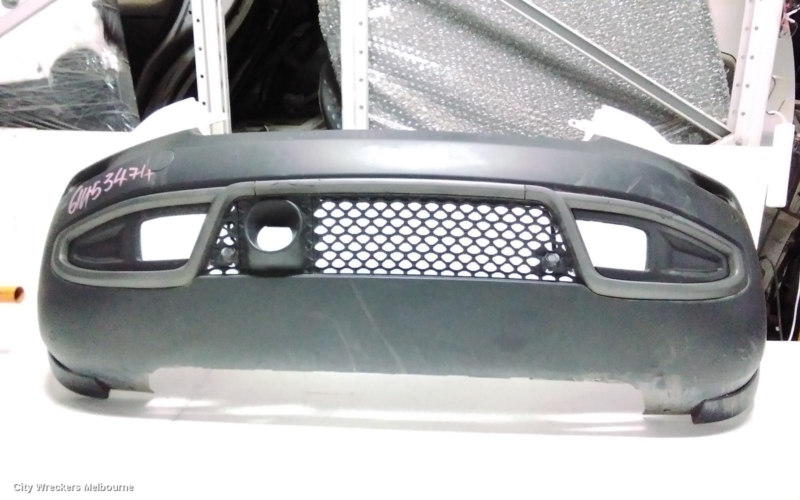 JEEP CHEROKEE FRONT BUMPER, BUMPER BAR (2 PIECE), KL, TRAILHAWK, W/ PARK SENSORS TYPE, 04/2018 - 11/2022 - Image 1