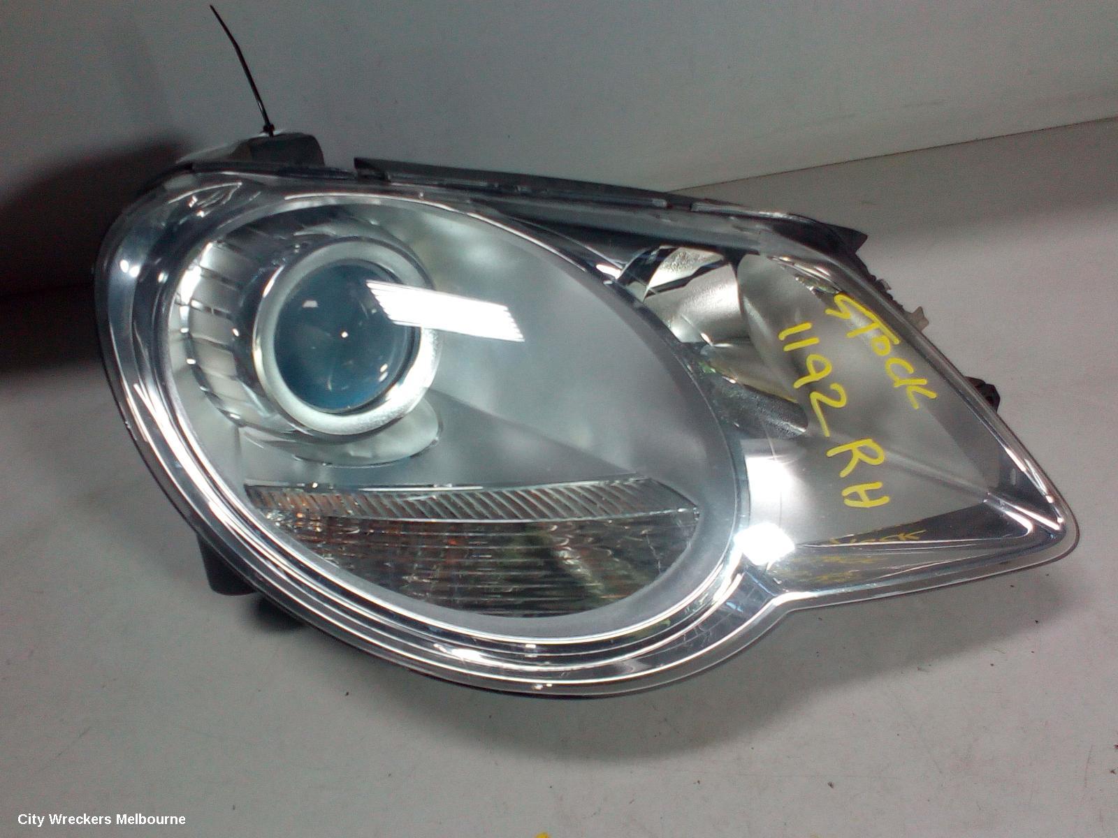 VOLKSWAGEN EOS RIGHT HEADLAMP, 1F, HALOGEN TYPE, 02/2007 - 04/2011 - Image 1