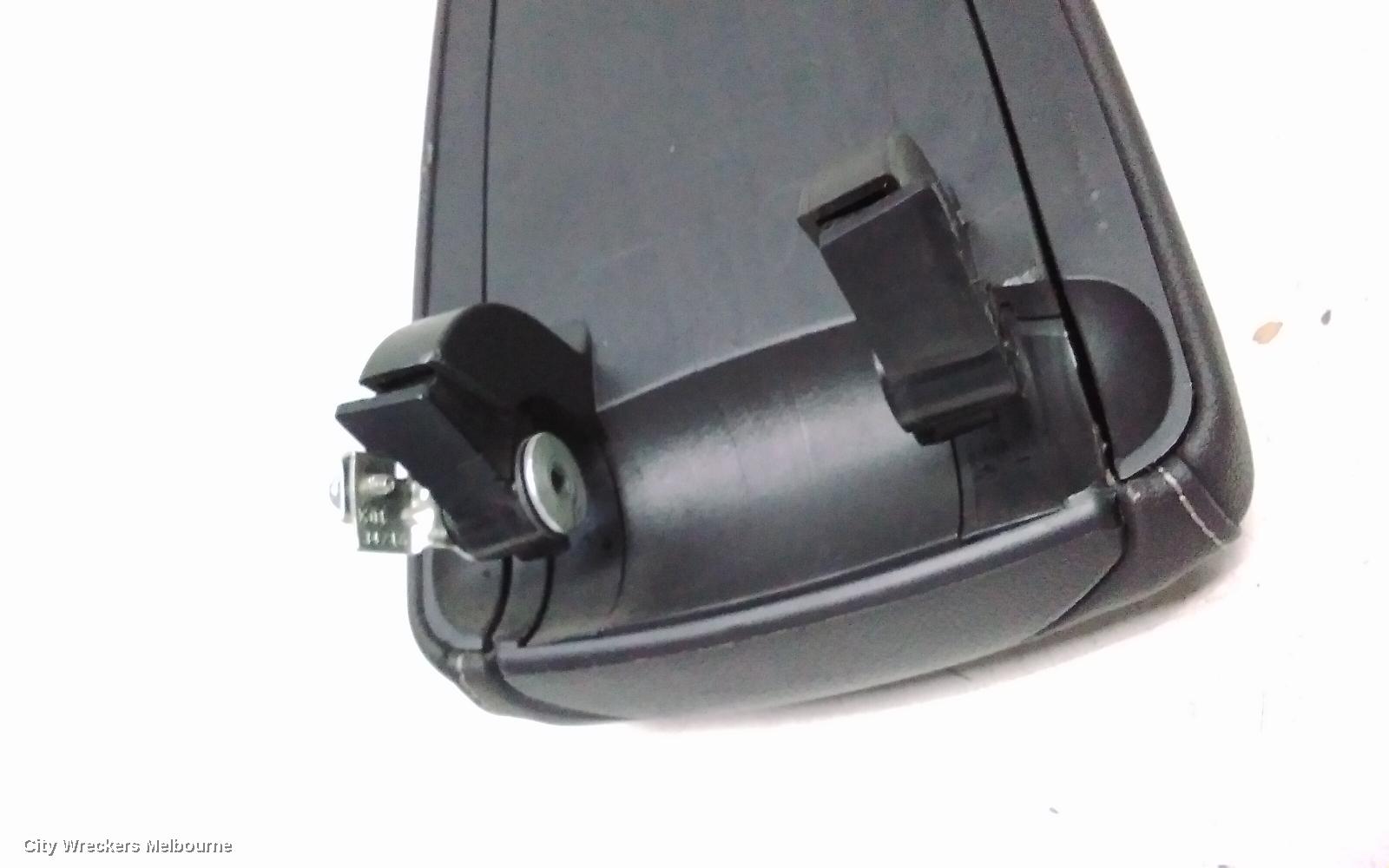 HOLDEN ASTRA CONSOLE, BK-BL, CONSOLE LID ONLY, 09/2016 - 12/2020 - Image 3
